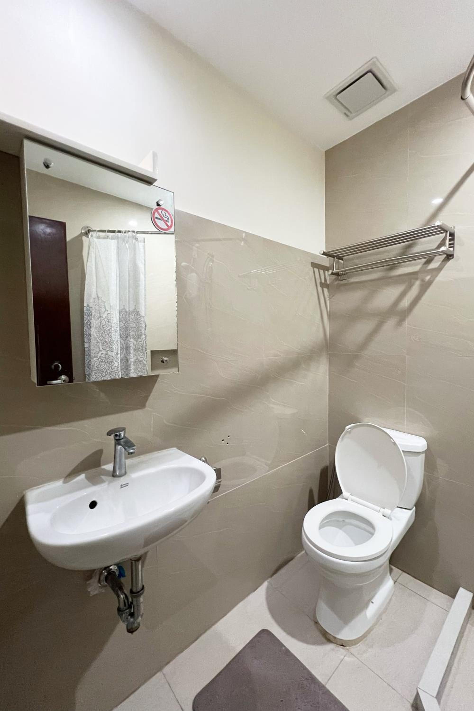 Standard Queen Room photo 1