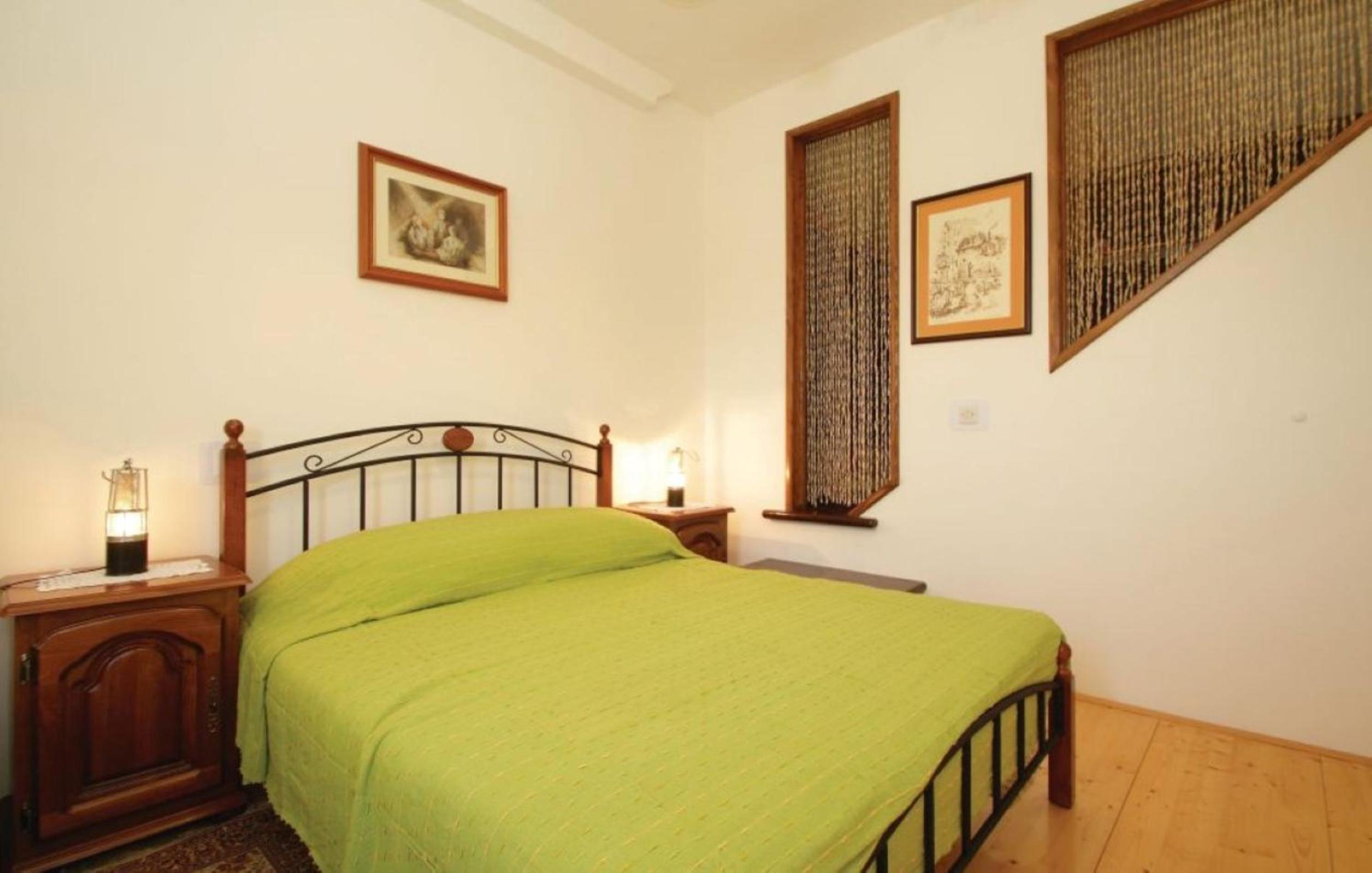 Villa with Swimming Pool photo 1