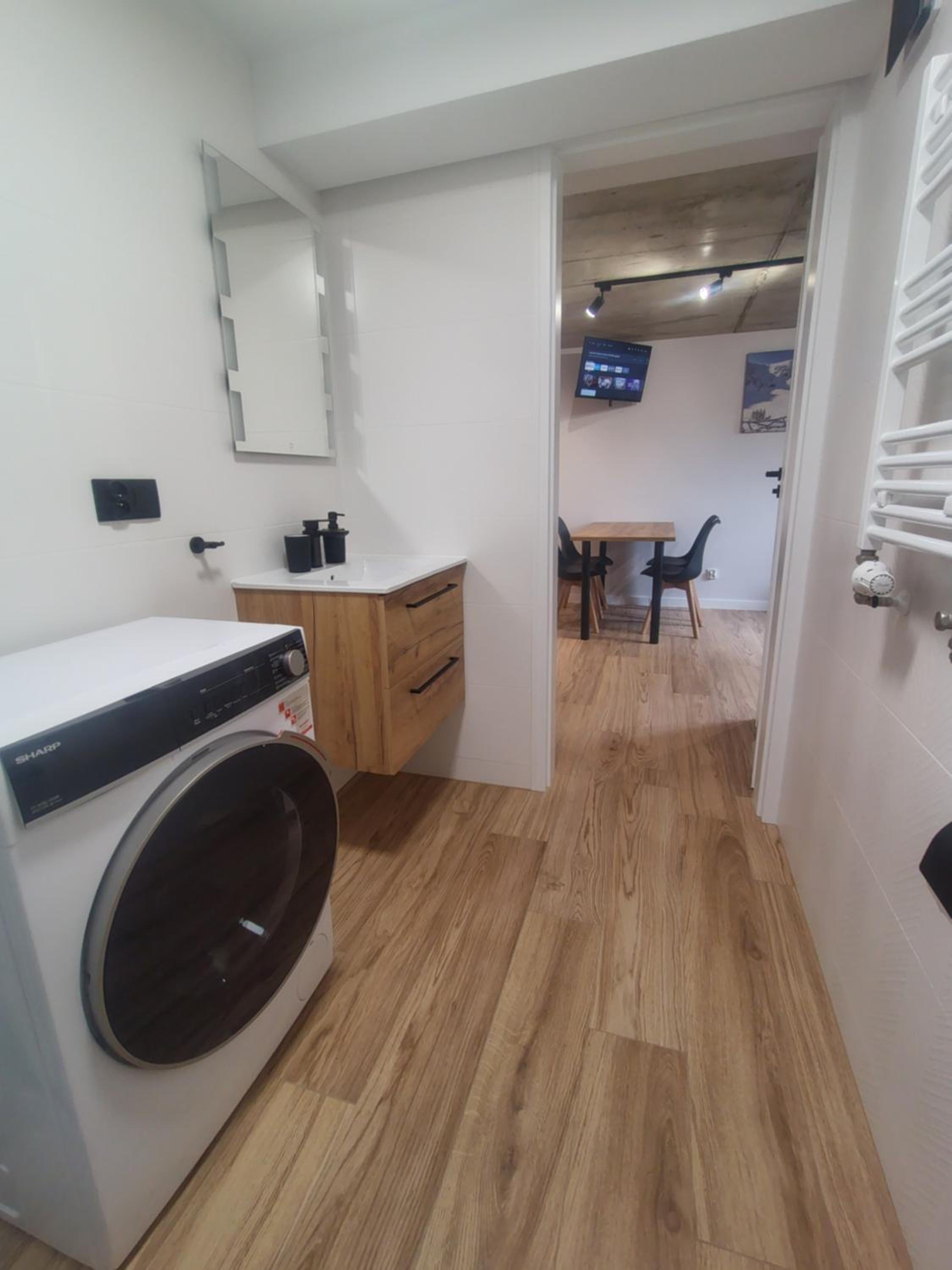 One-Bedroom Standard Apartment