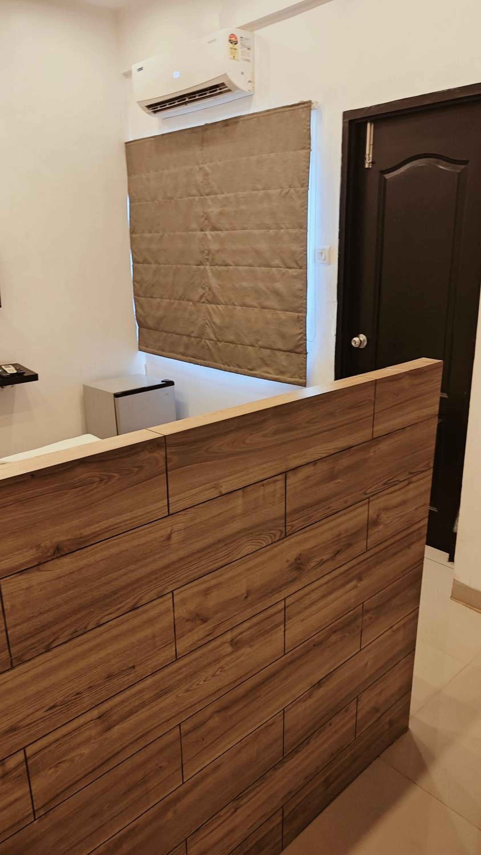 Deluxe Double Room (2 Adults + 1 Child) - Photo 8