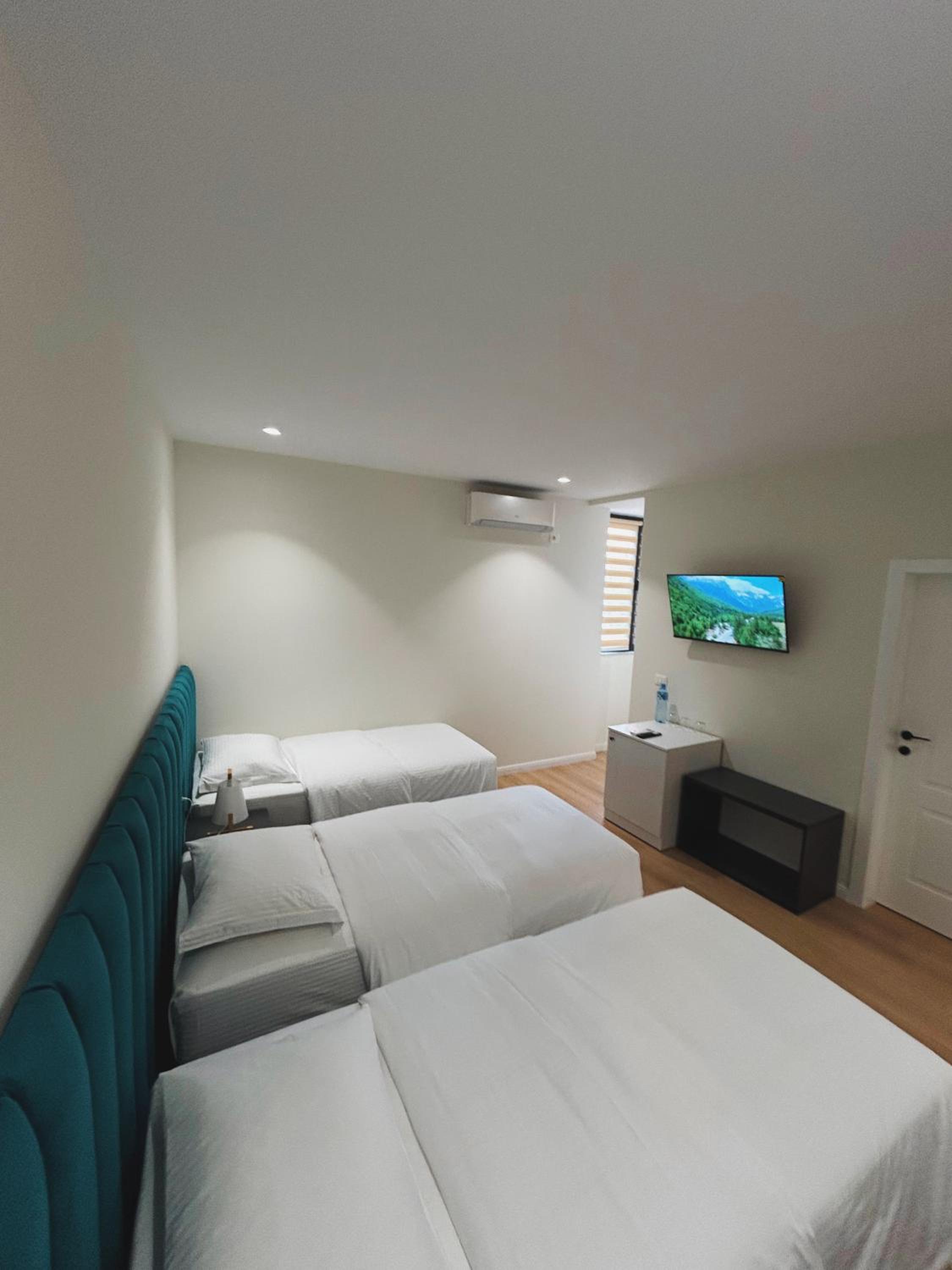 Triple Room with Garden View