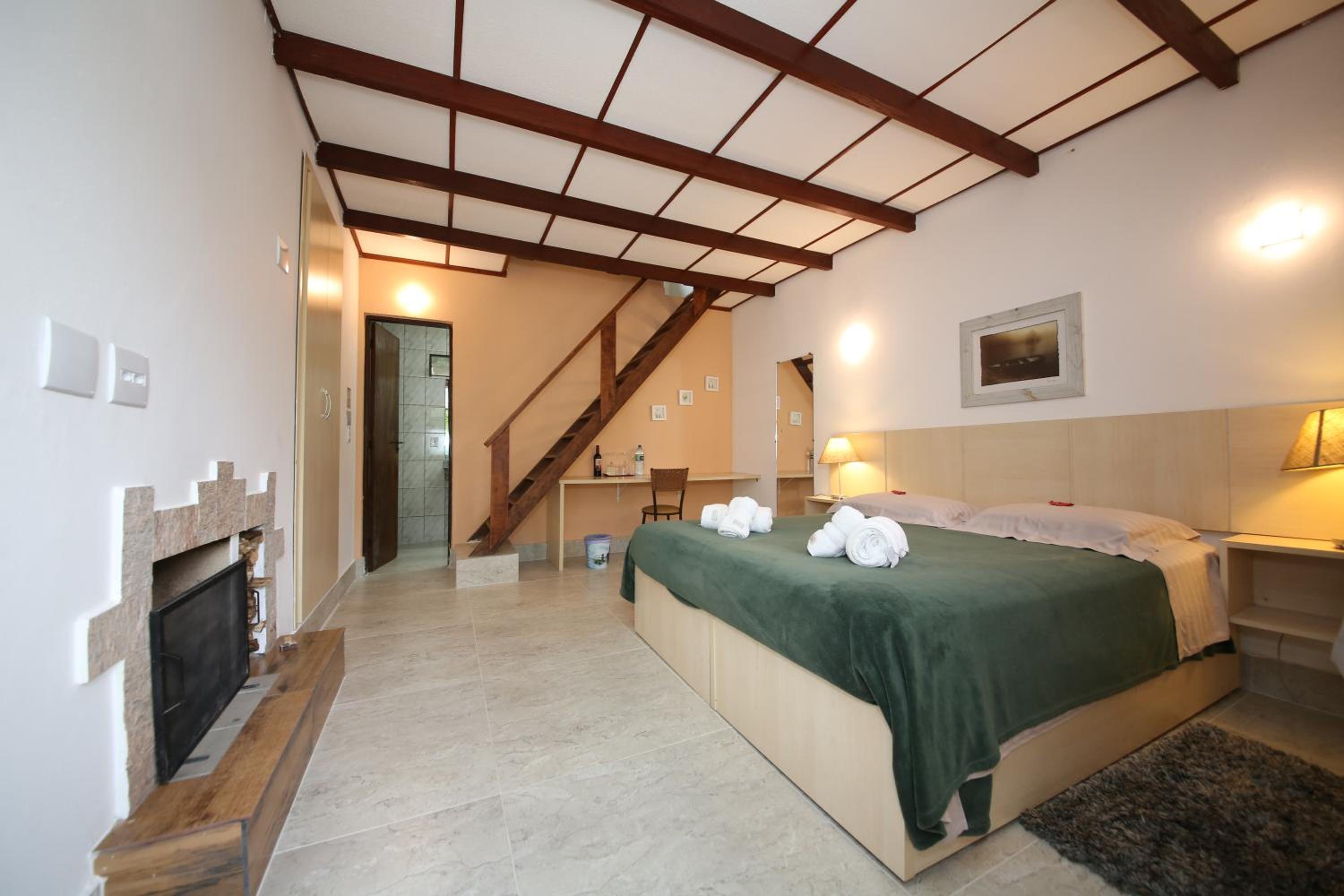 One-Bedroom Chalet photo 1