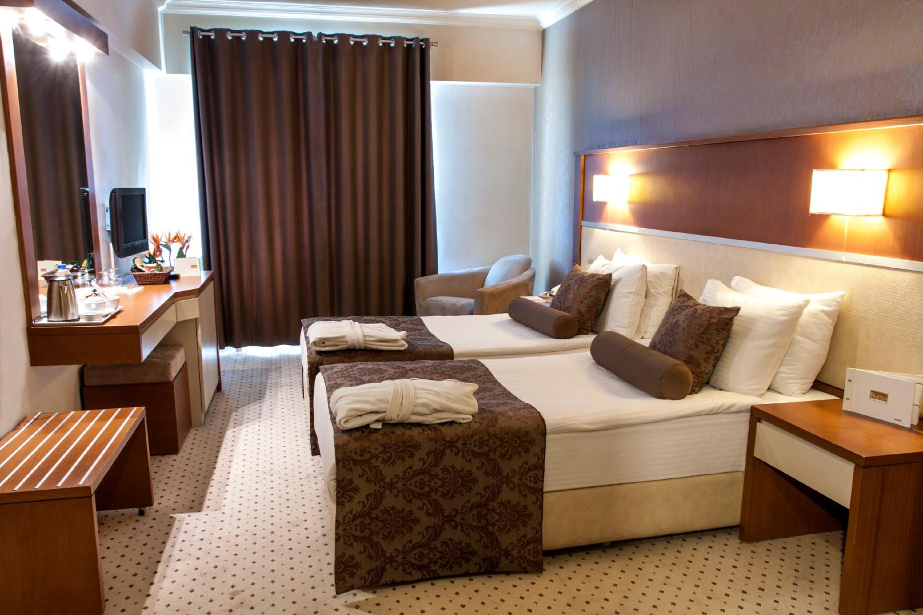 Standard  Room - Photo 8