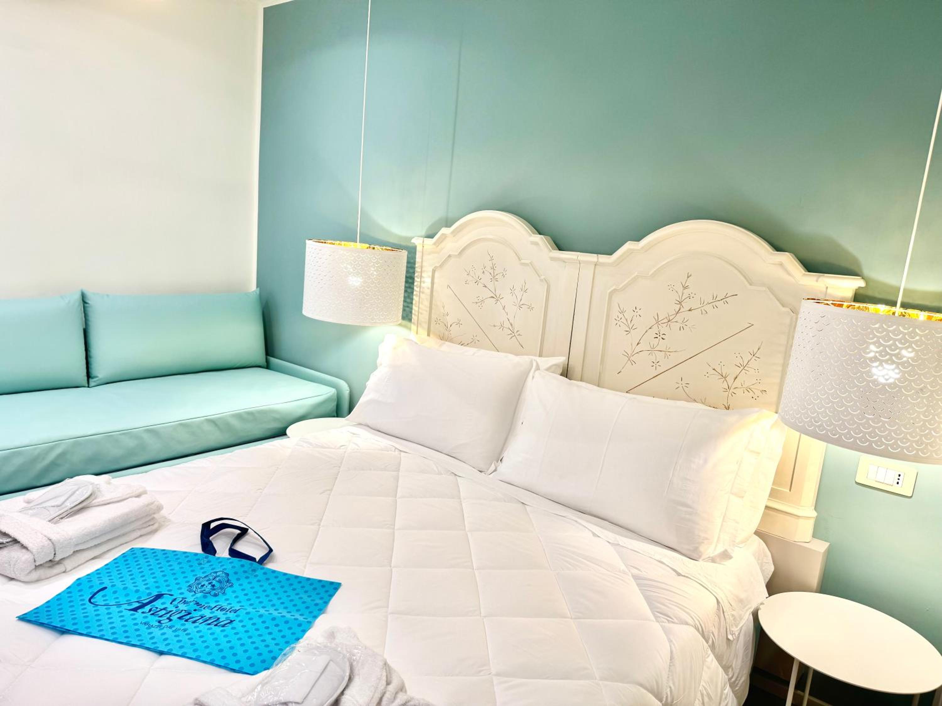 Deluxe Suite - Photo 3