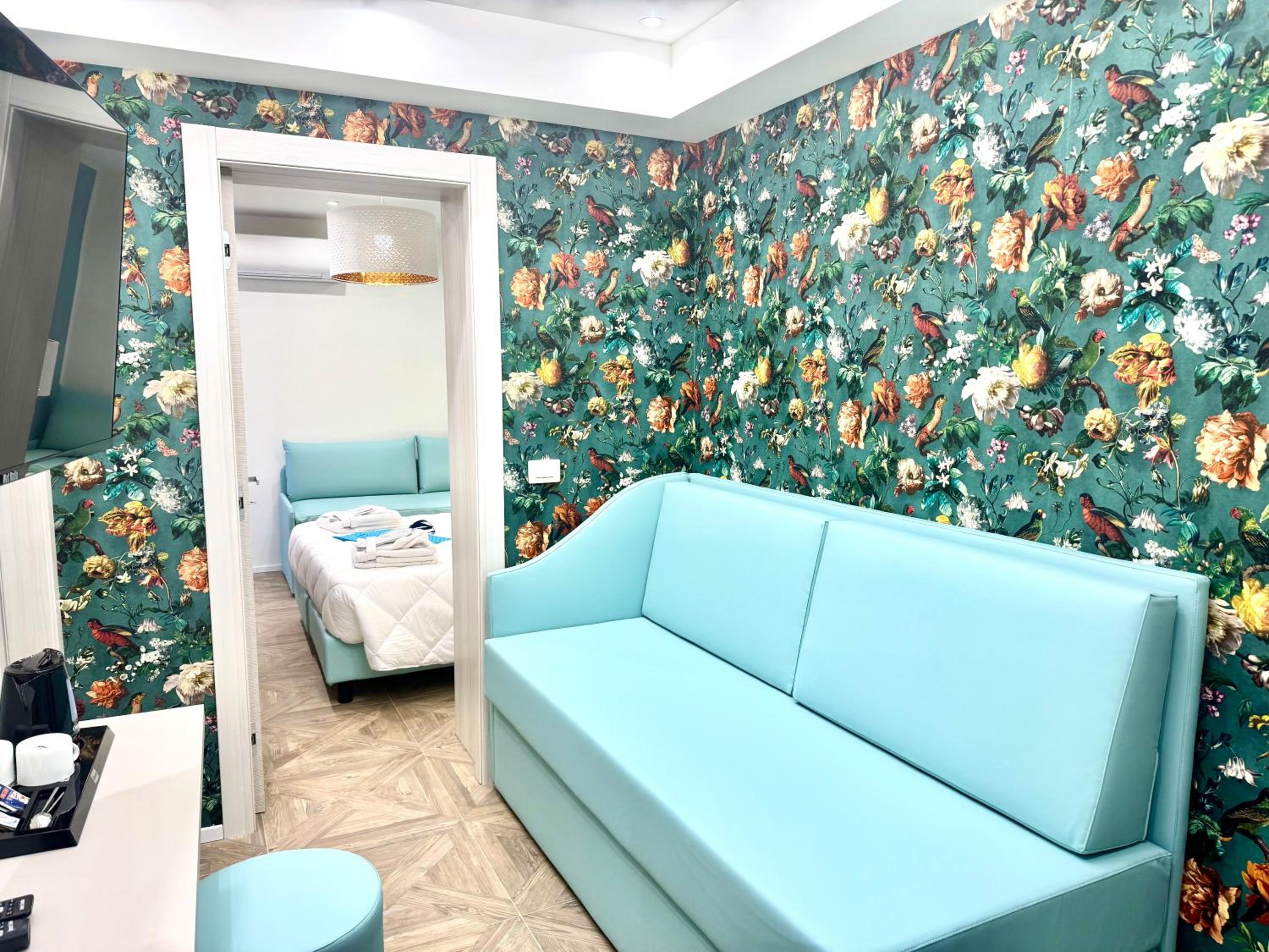 Deluxe Suite - Photo 4