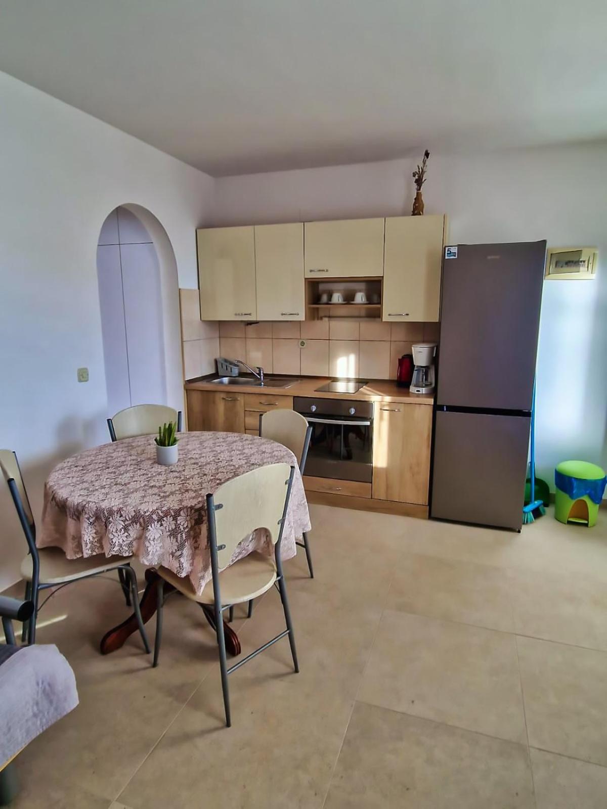 One-Bedroom Apartment - Sea Side photo 2