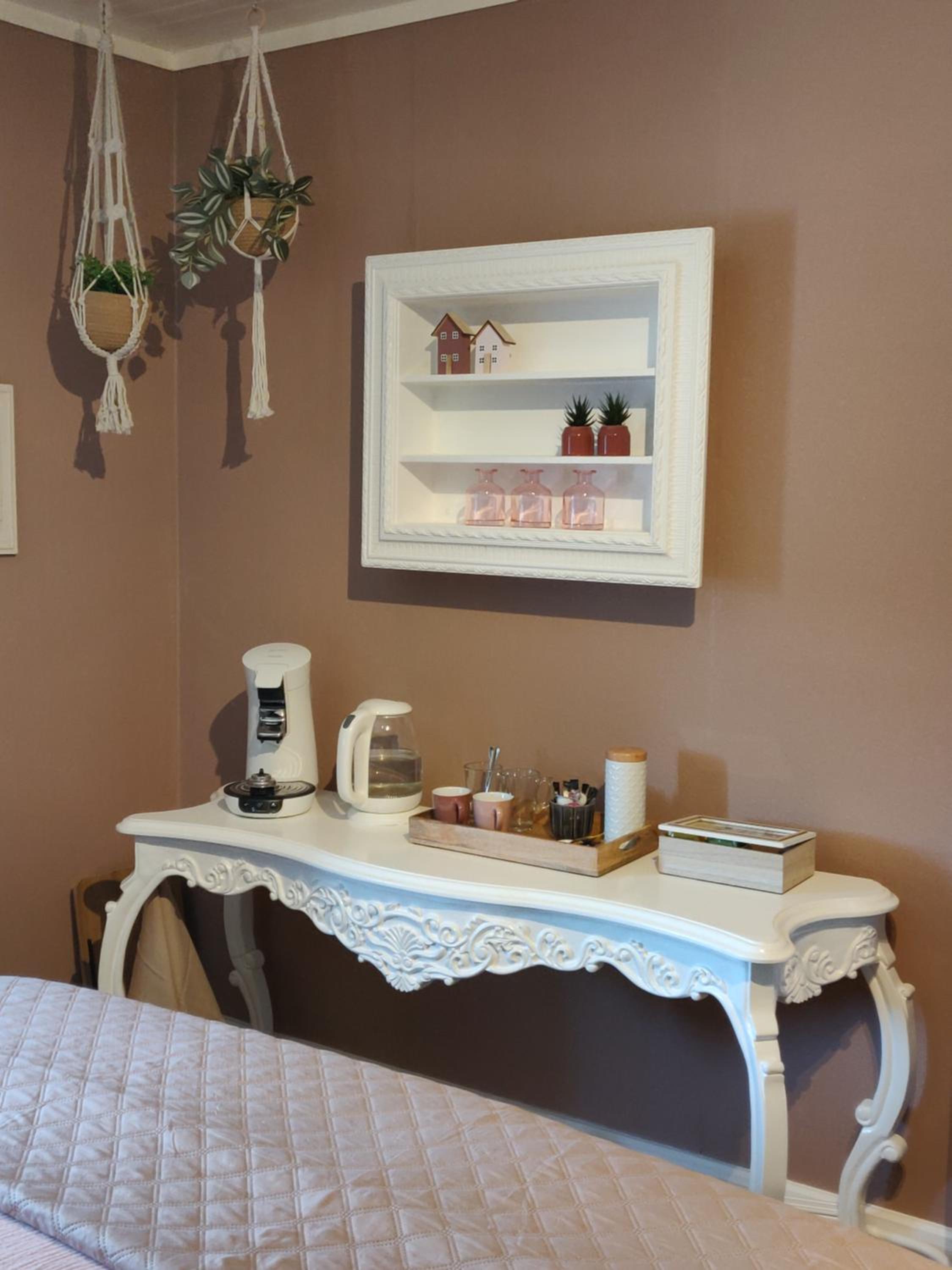 Large Double or Twin Room - Photo 3
