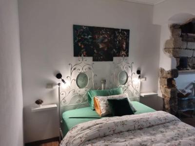 Large Double Room - Photo 4