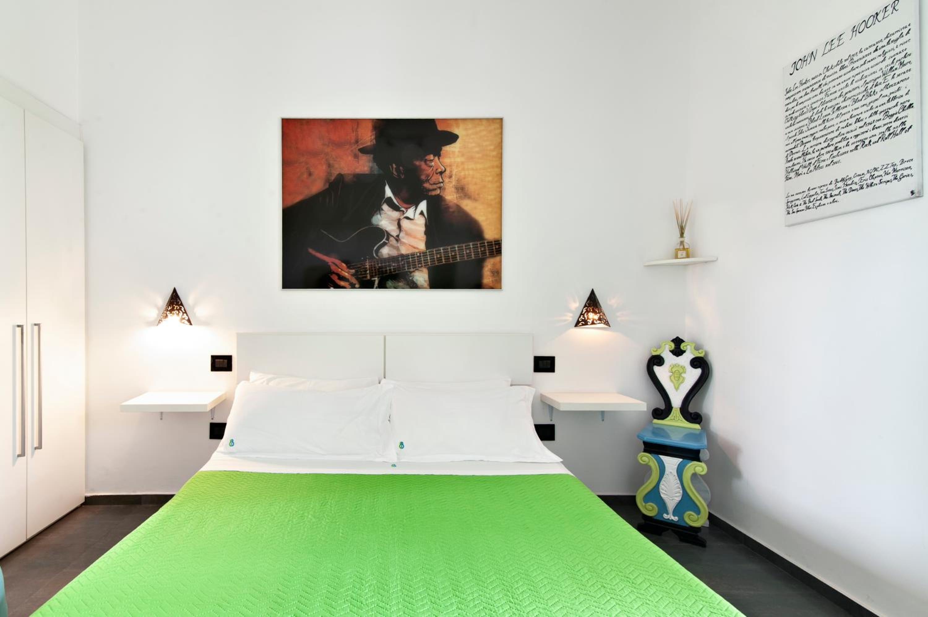 Double Room - Photo 13
