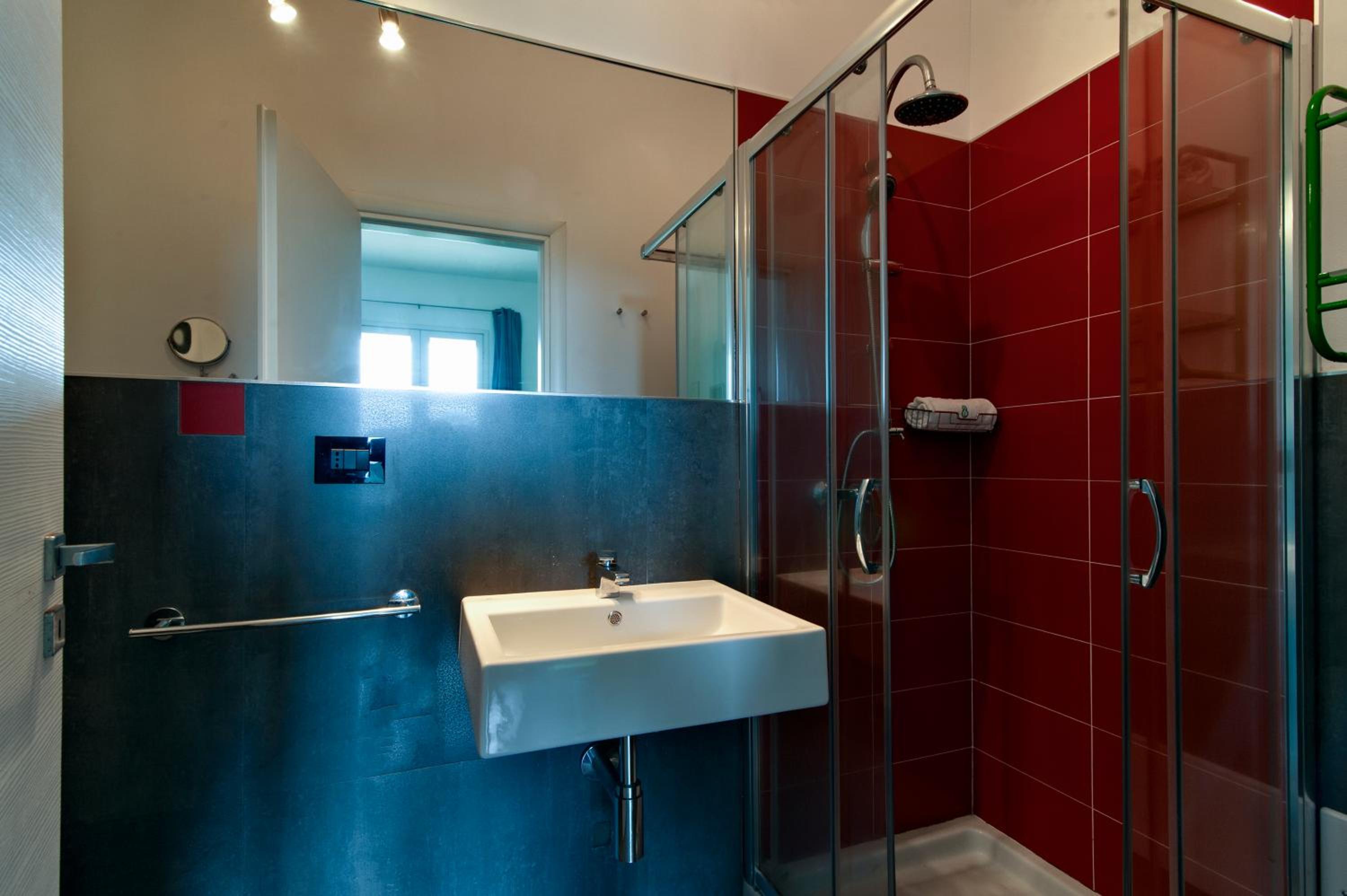Double Room - Photo 22