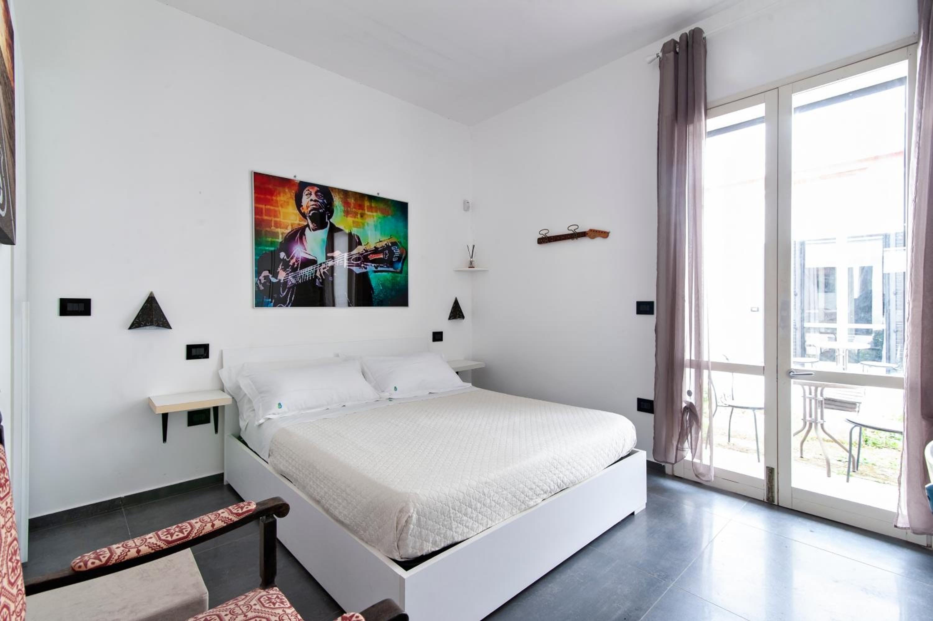 Double Room - Photo 26