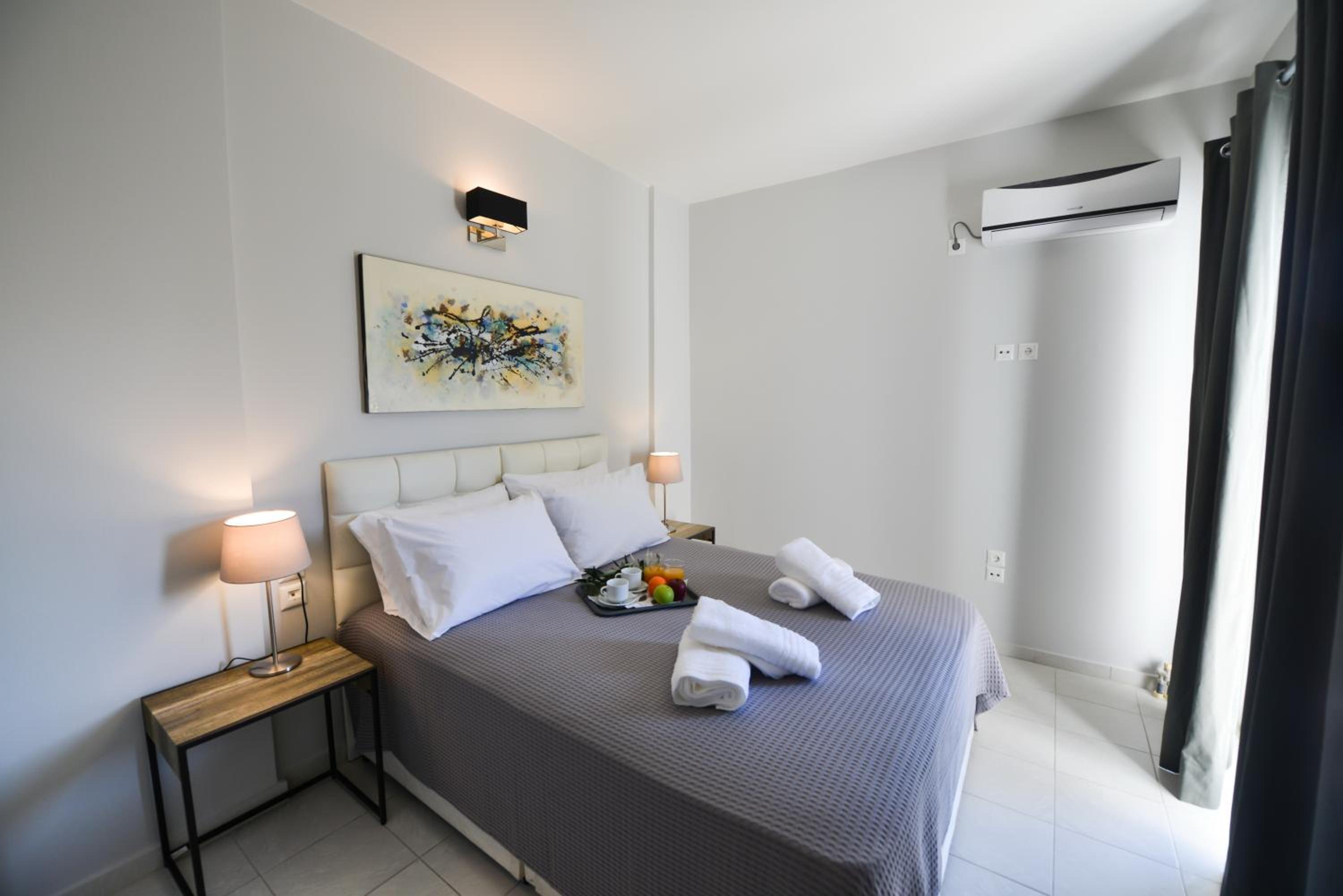 Two-Bedroom Apartment (5 Adults)