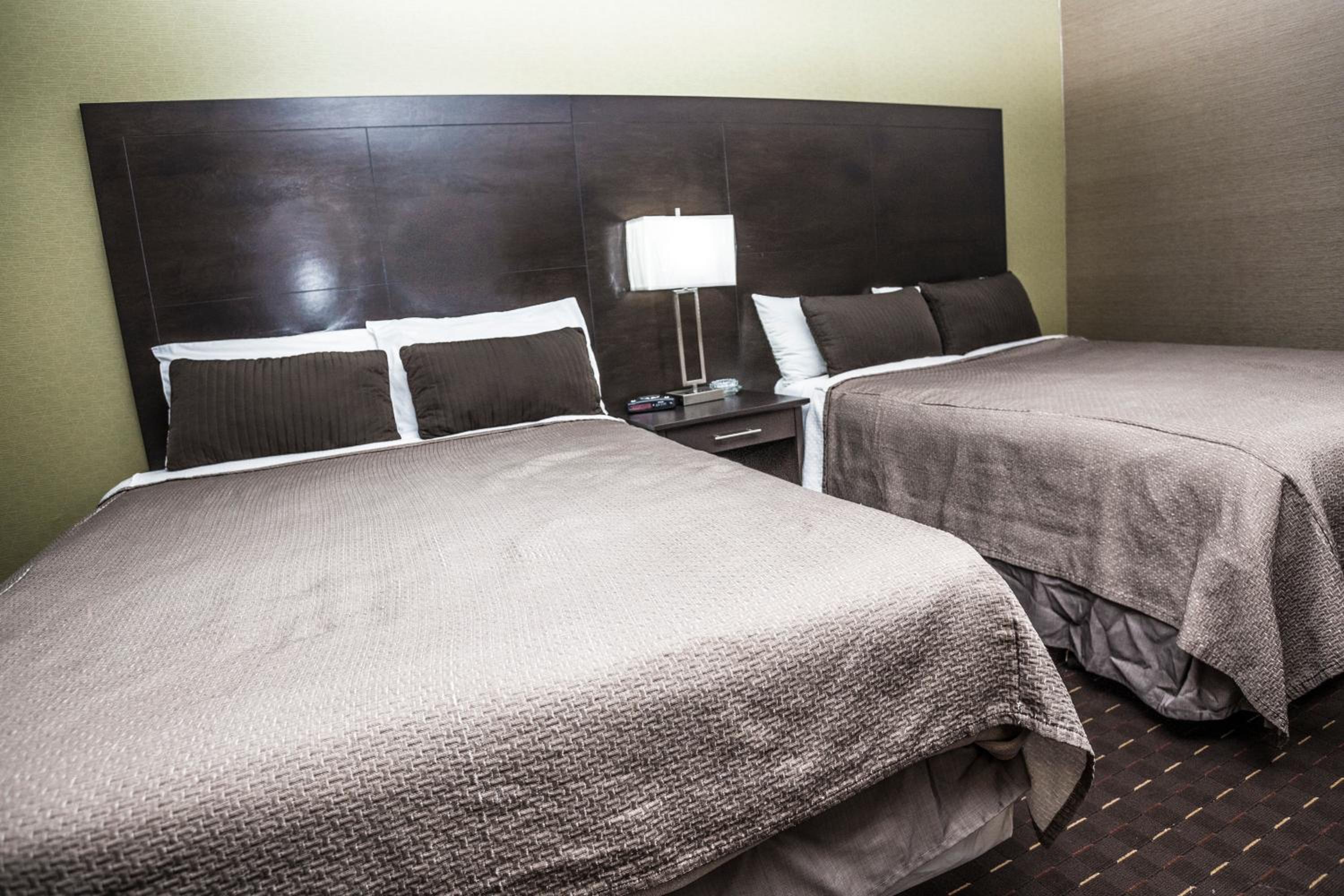 Queen Room with Two Queen Beds - Photo 1