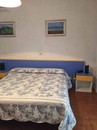 Double Room with Sea View - Photo 6