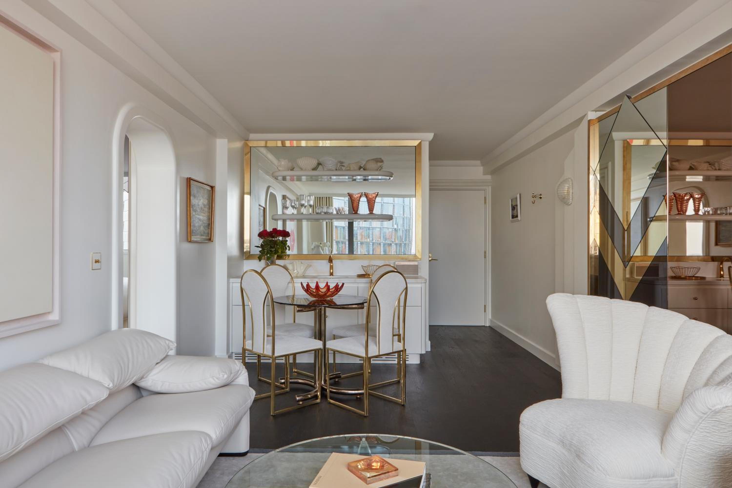 Dynasty Suite