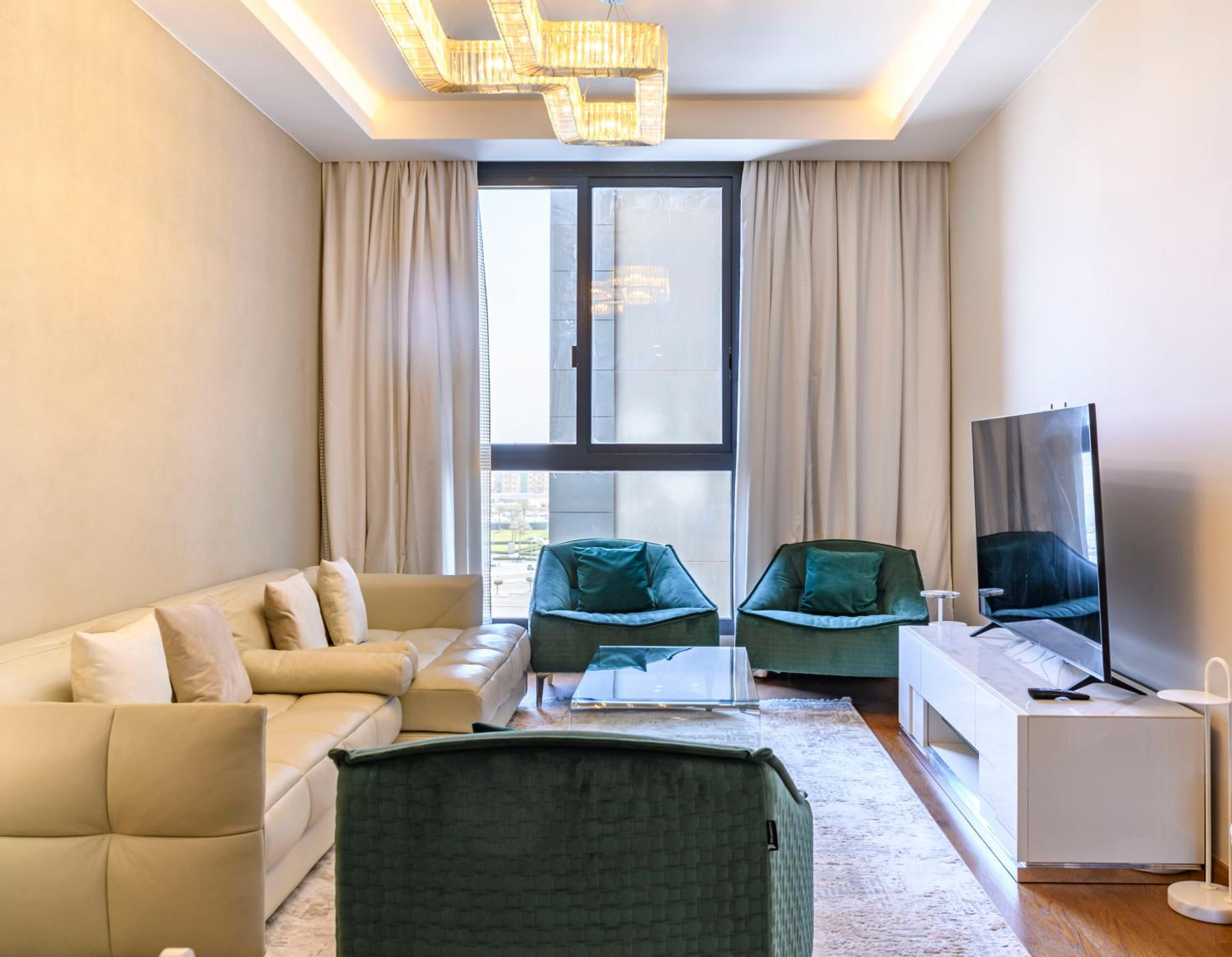 One-Bedroom Deluxe Apartment photo 2