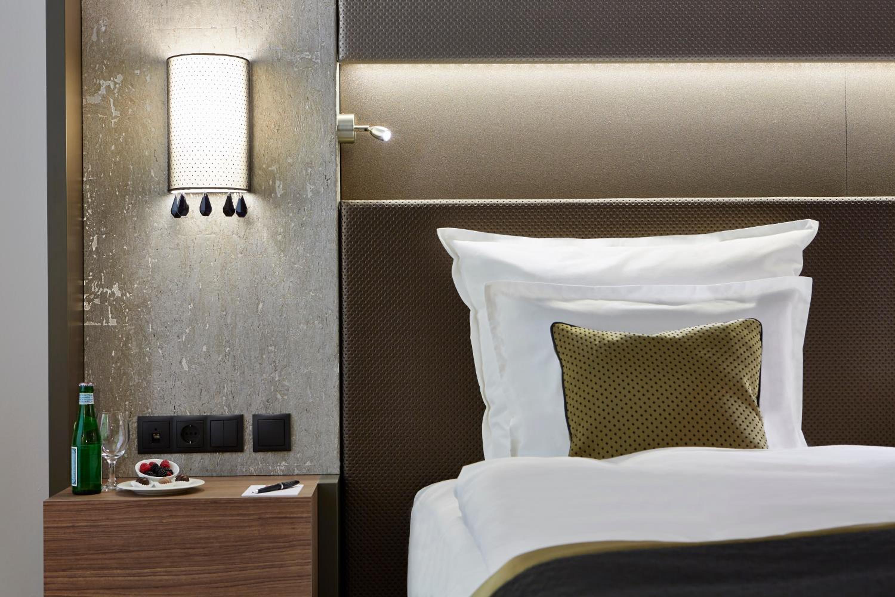 Superior Plus Room - Photo 3