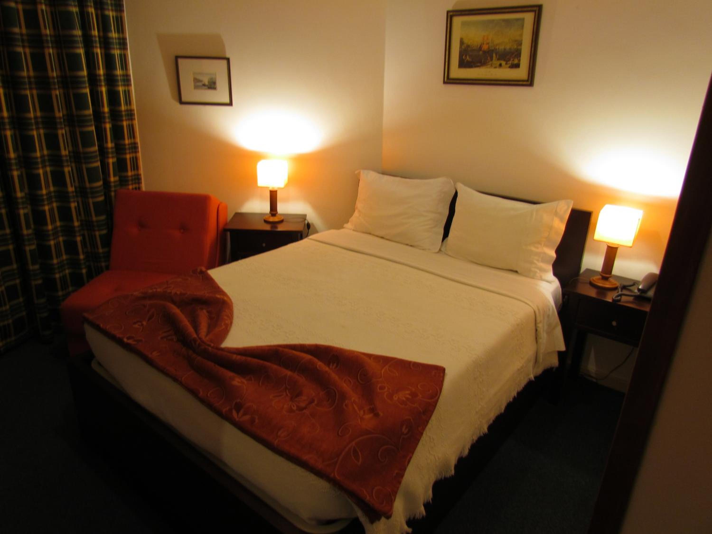 Basic Double Room photo 3