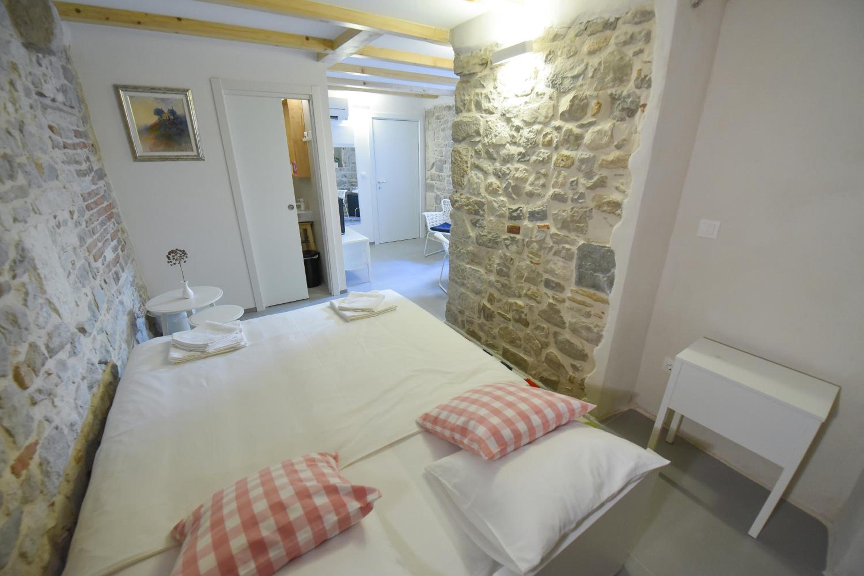 Deluxe Double Room - Pylon 1 photo 3