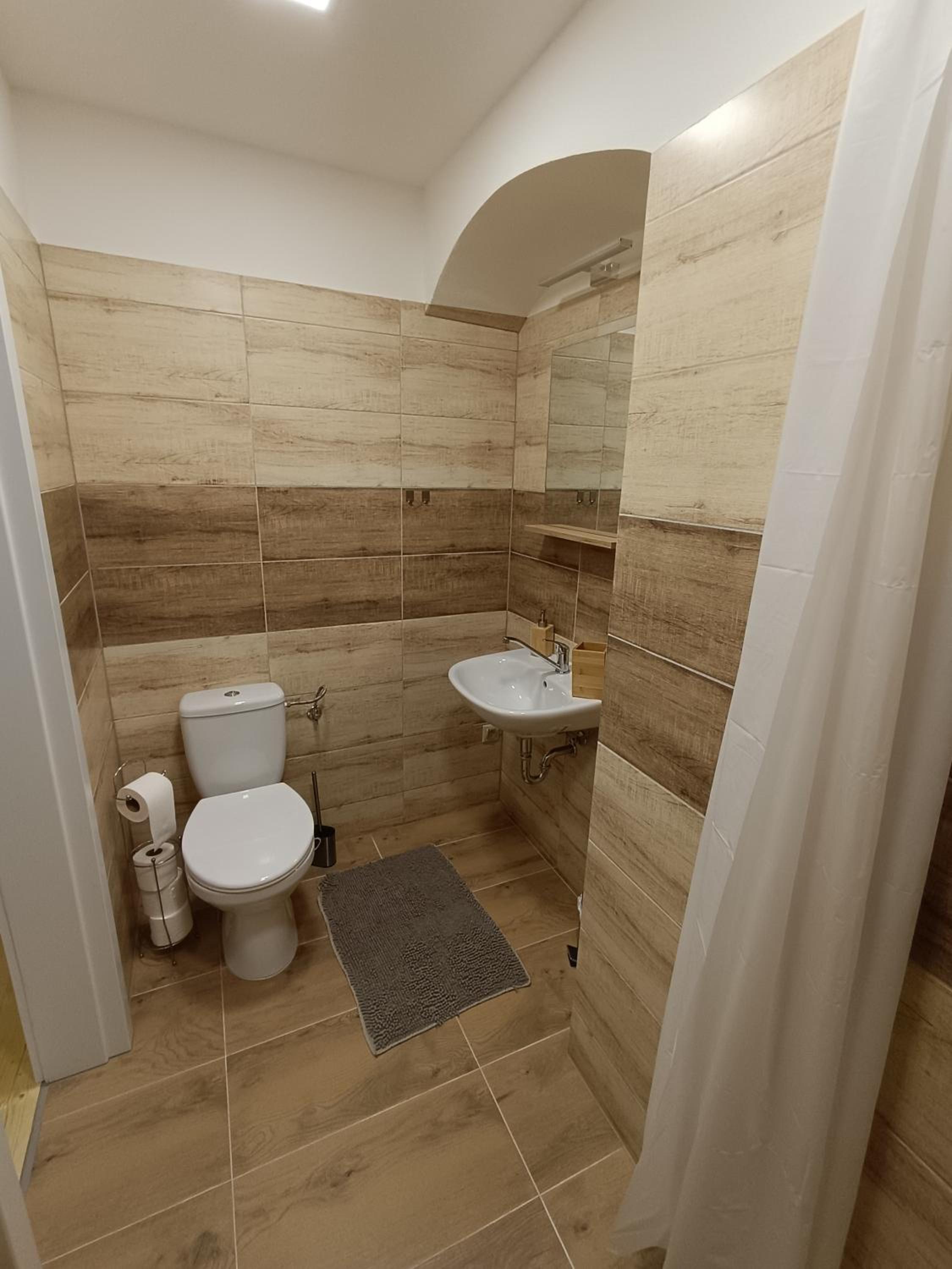 Double Room with Private Bathroom