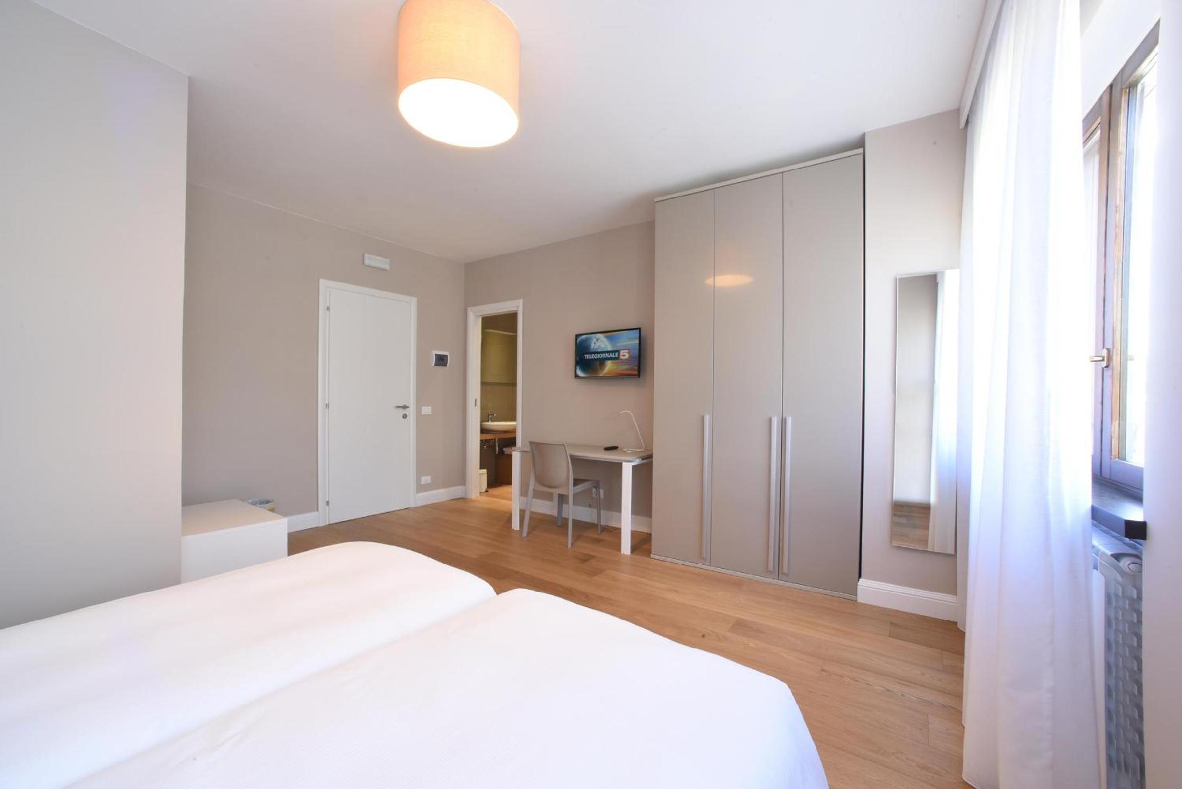Deluxe Double or Twin Room - Photo 1