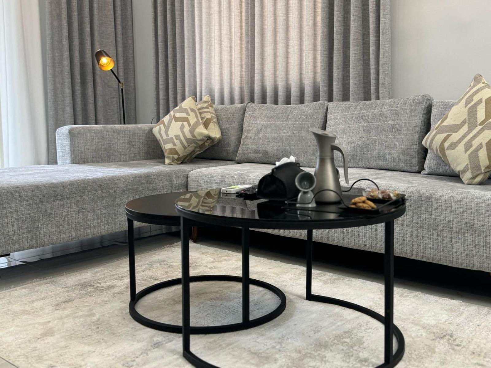 Two-Bedroom Deluxe Apartment with Balcony