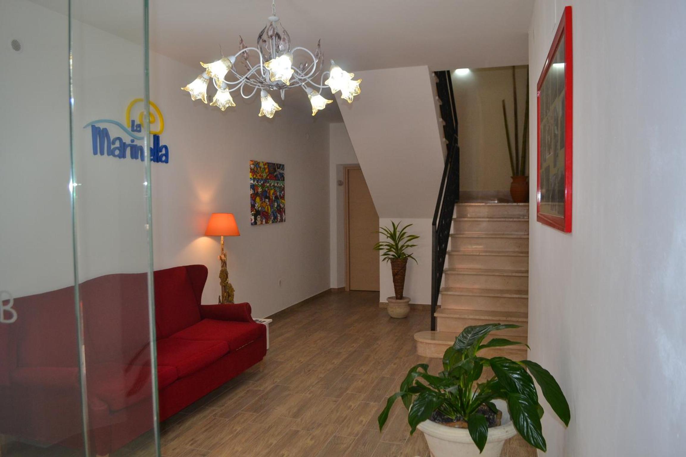 Quadruple Room with Private Bathroom - Photo 1
