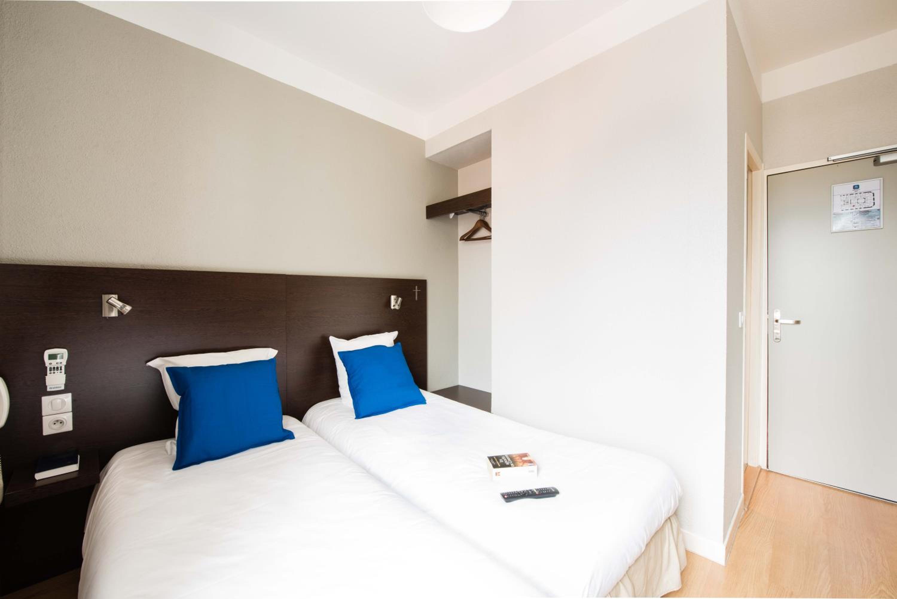Classic Double or Twin Room - Photo 2