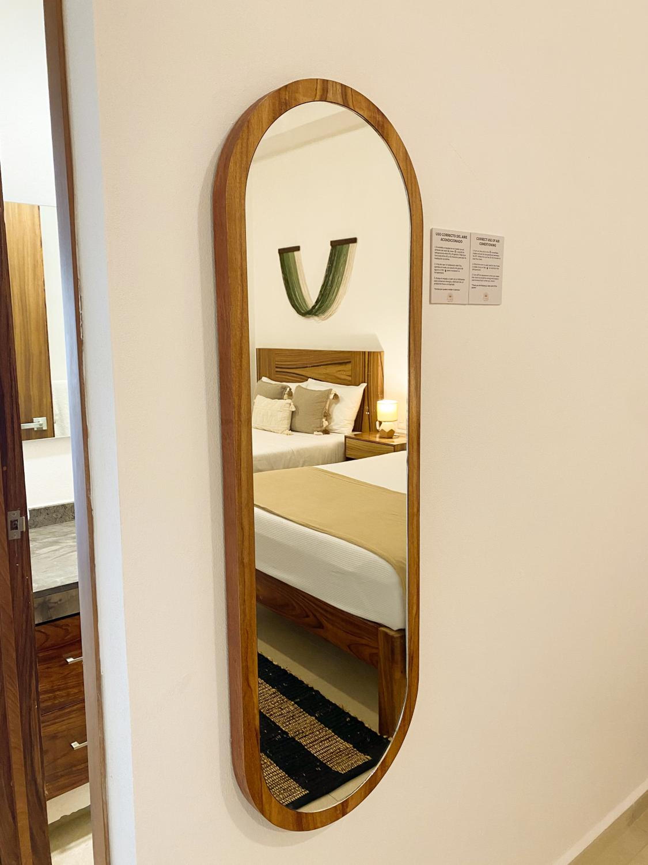 Junior Suite with Pool View photo 3