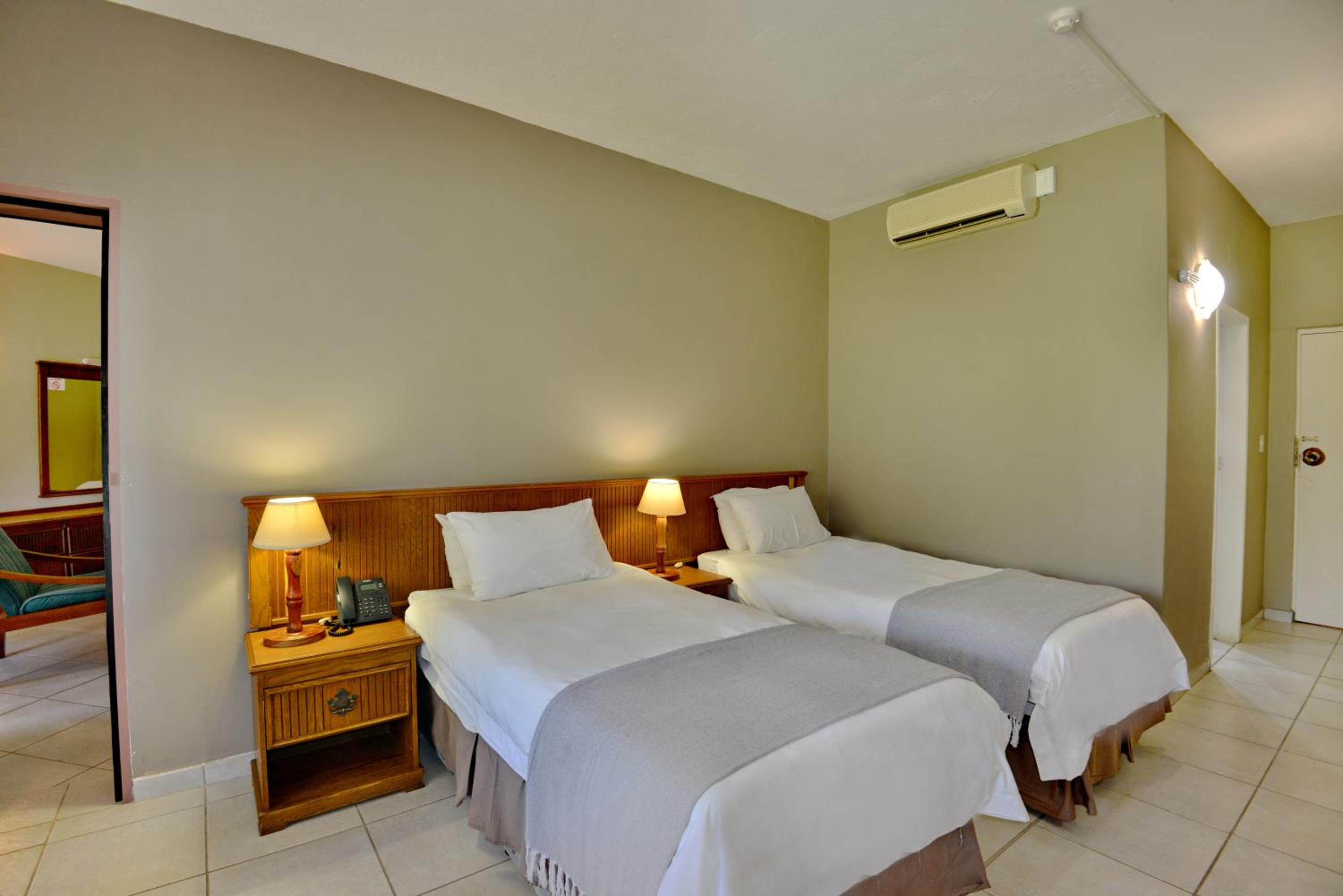 Family Suite - Photo 2