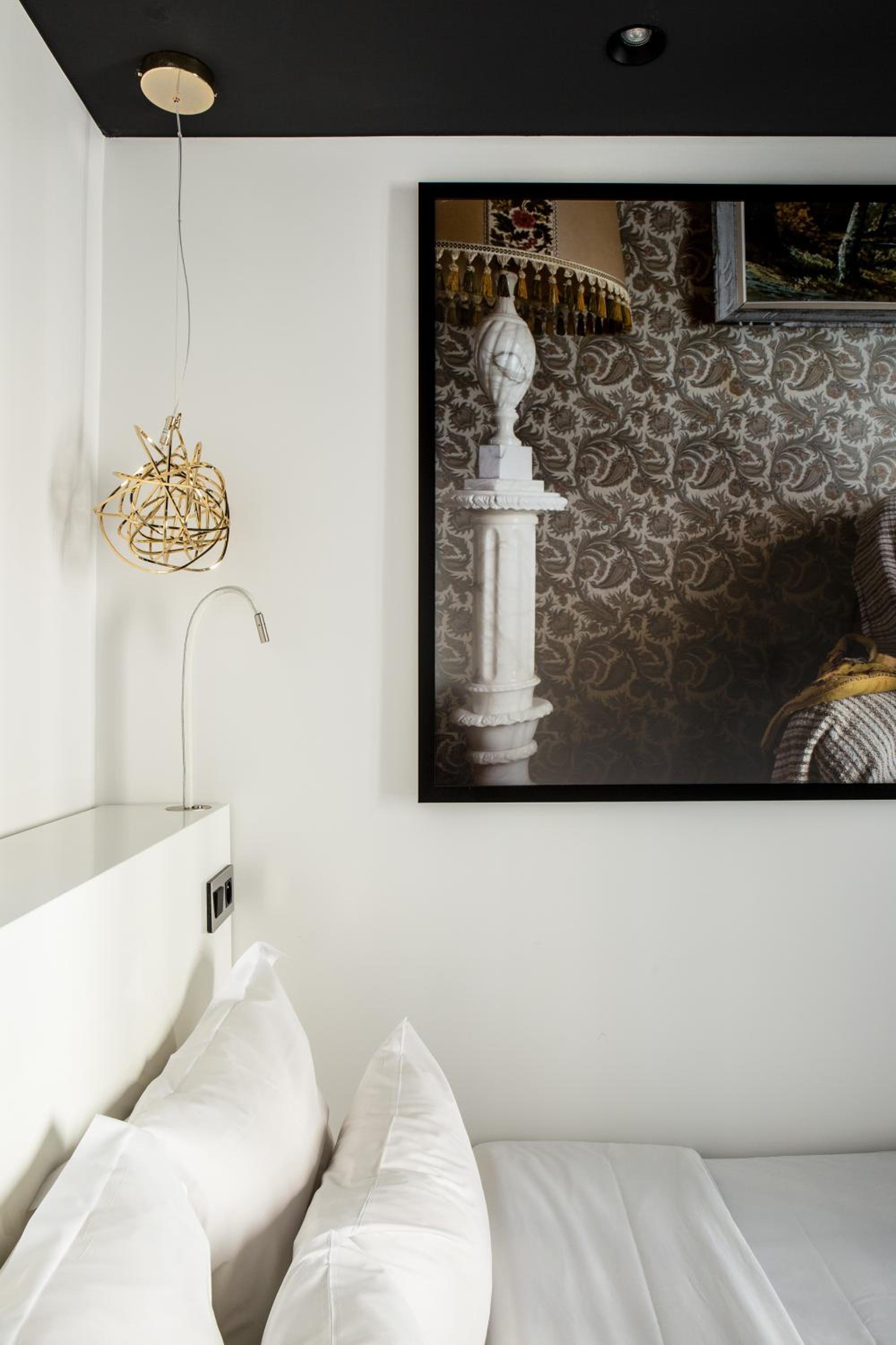 Cozy Room Double Bed photo 3