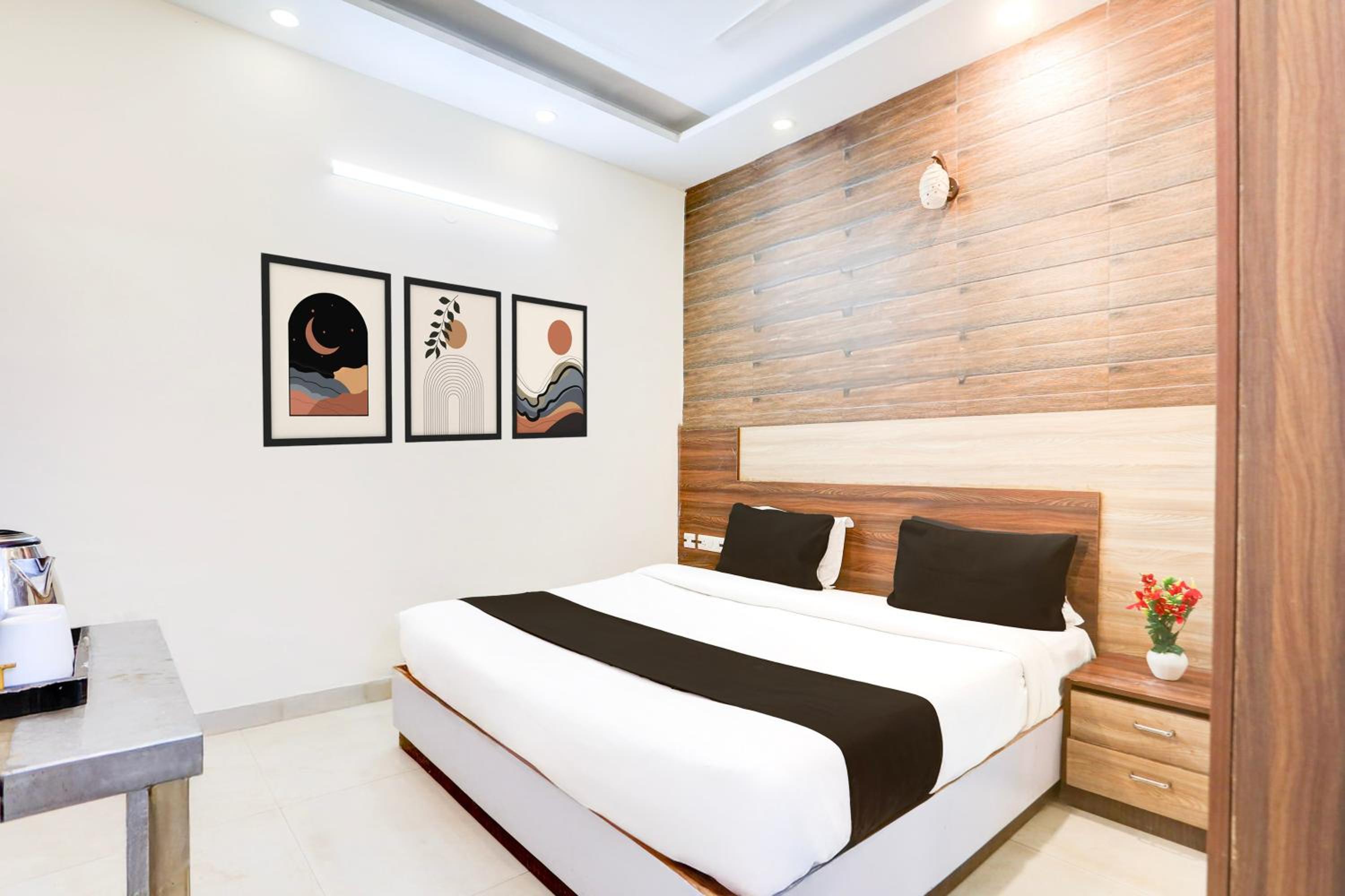 Small Double Room photo 1