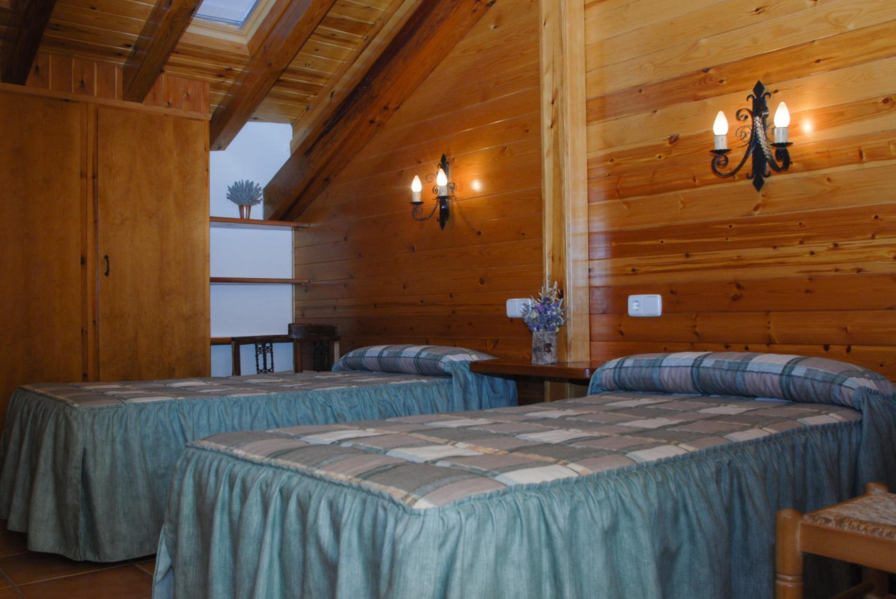 Three-Bedroom Apartment (6 Adults)