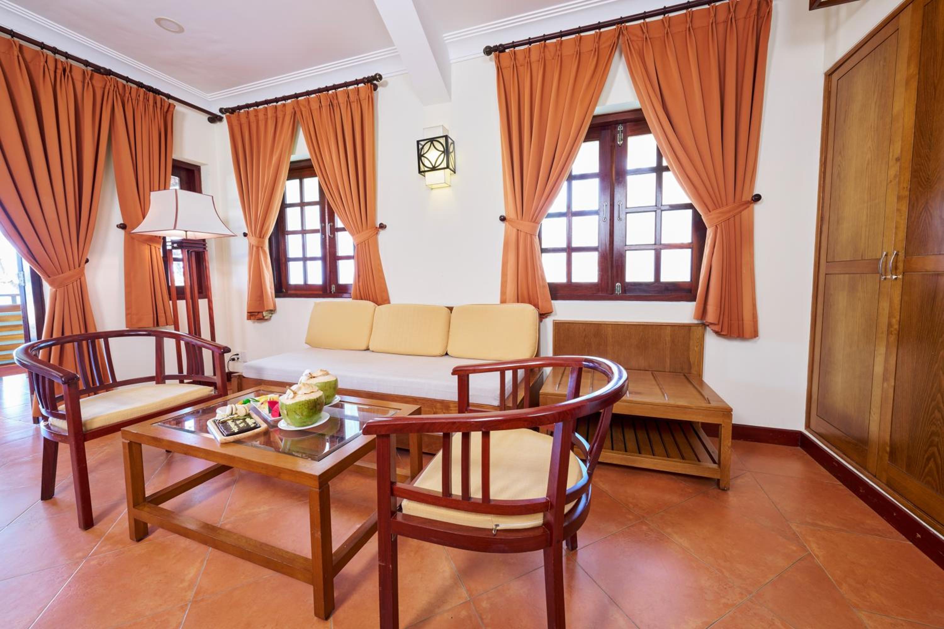 Beach Front Villa Suite Twin - Photo 2