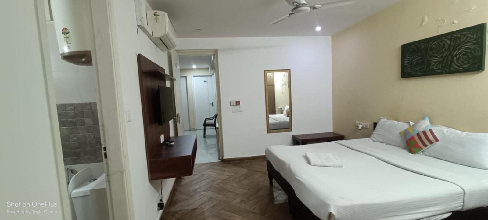 Apartment with Park View photo 3
