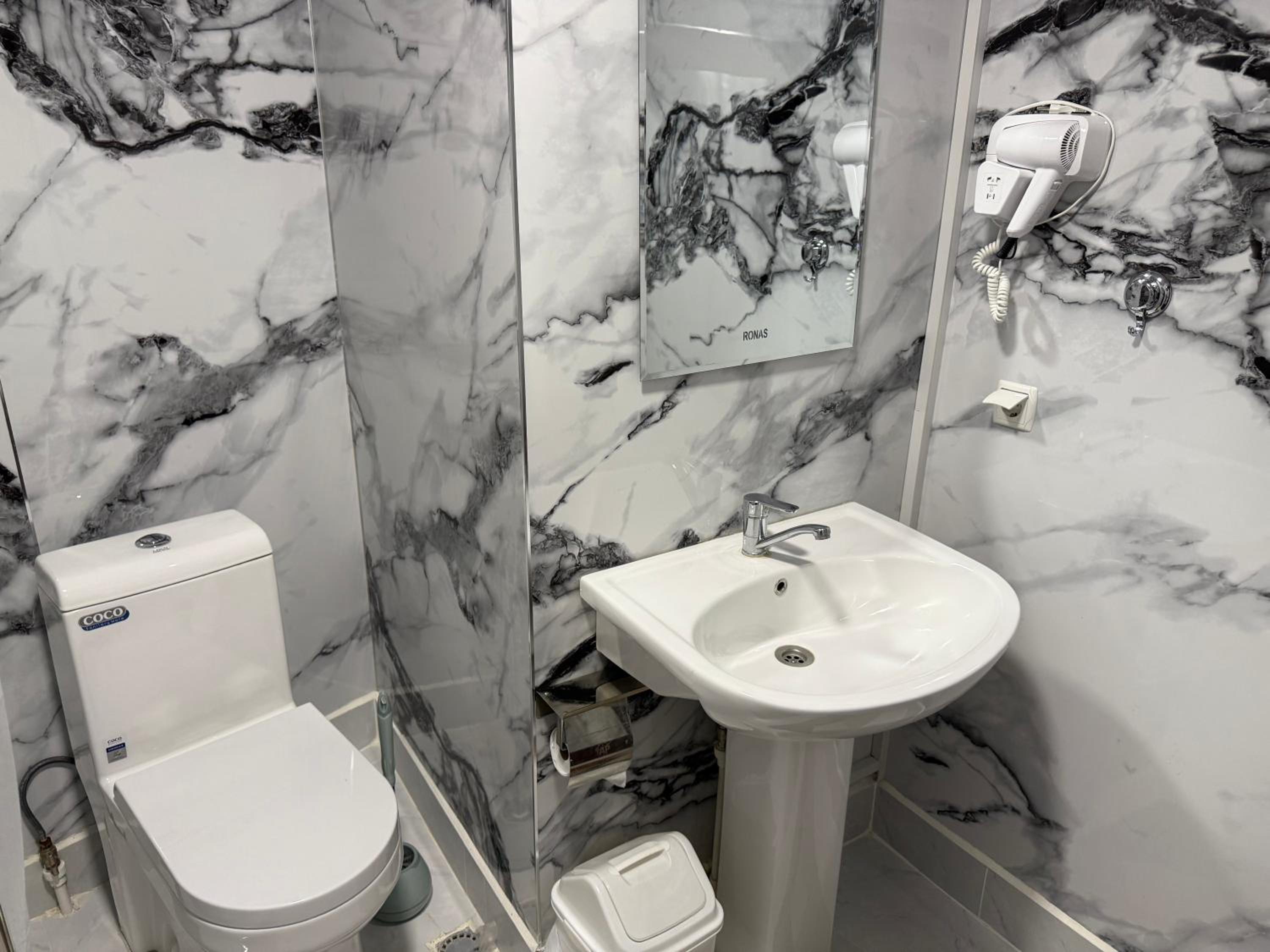 Comfort Triple Room with Shower
