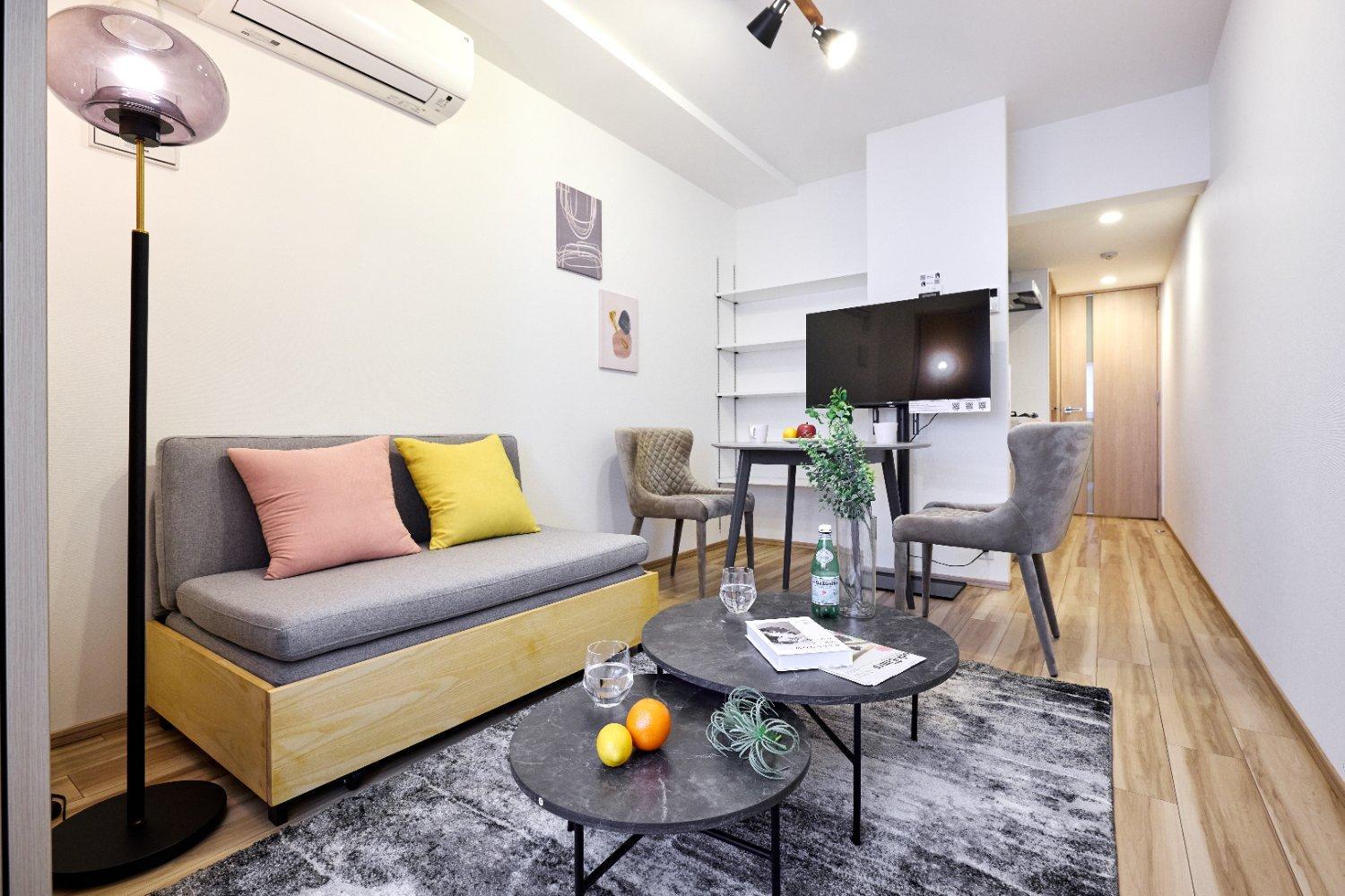 One-Bedroom Apartment photo 2