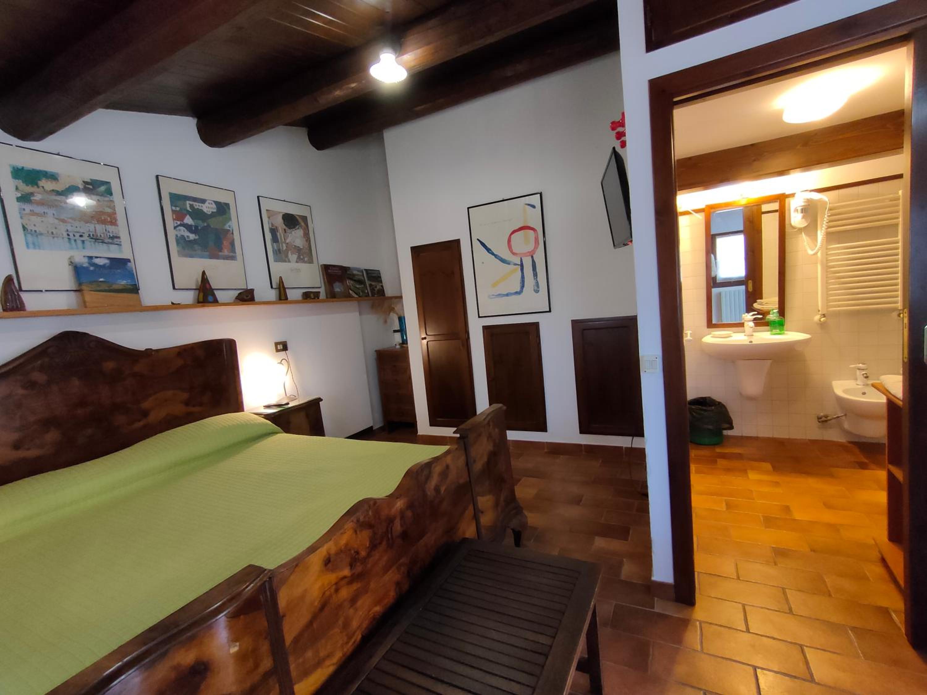 Triple Room with Bathroom photo 1