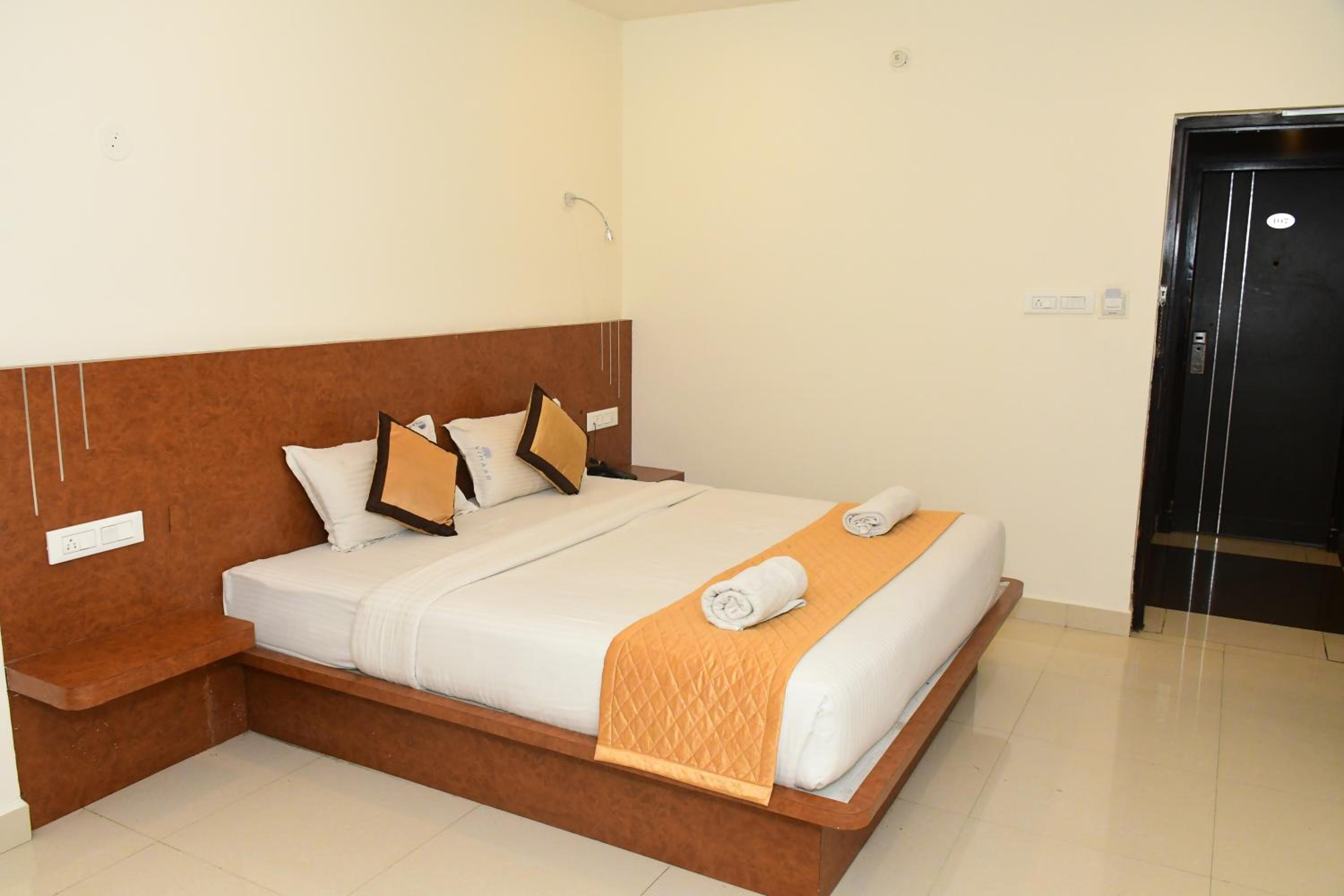 Executive Triple Room - Photo 7