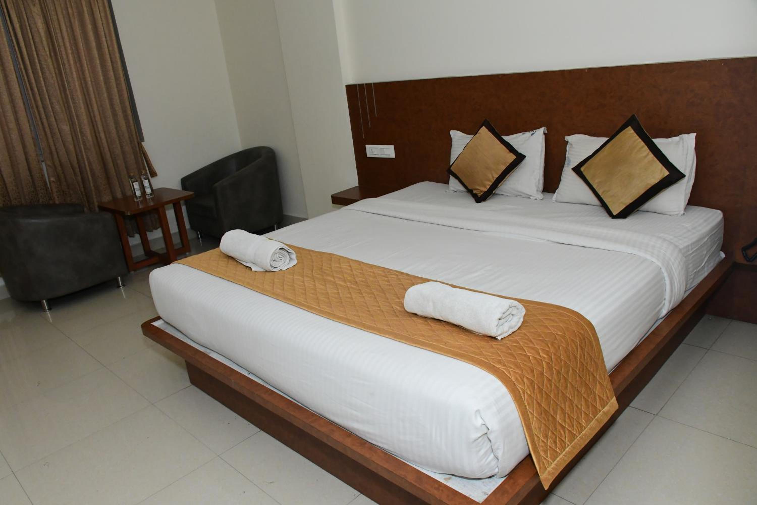 Executive Triple Room - Photo 2