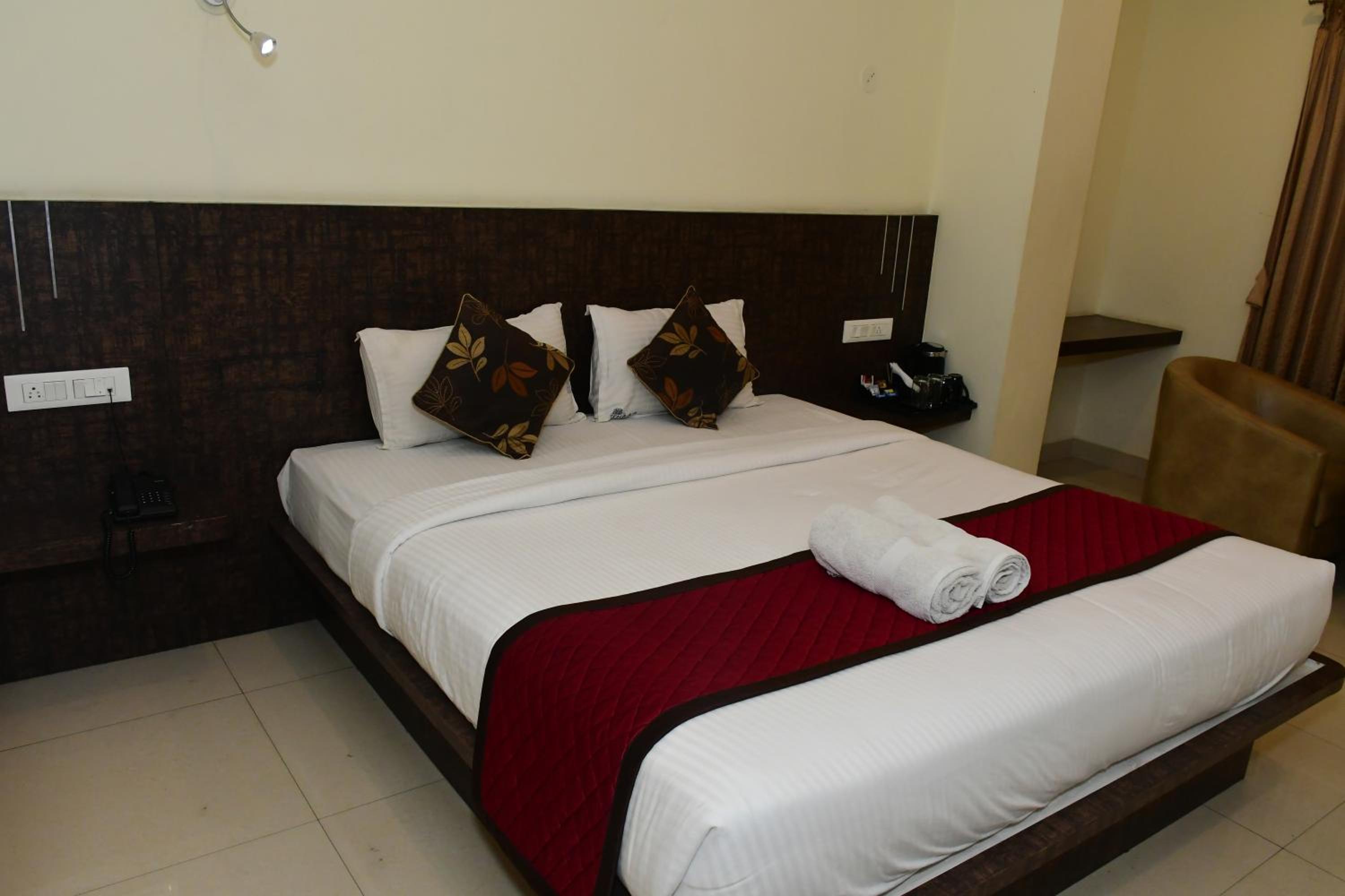 Quadruple Room - Photo 9