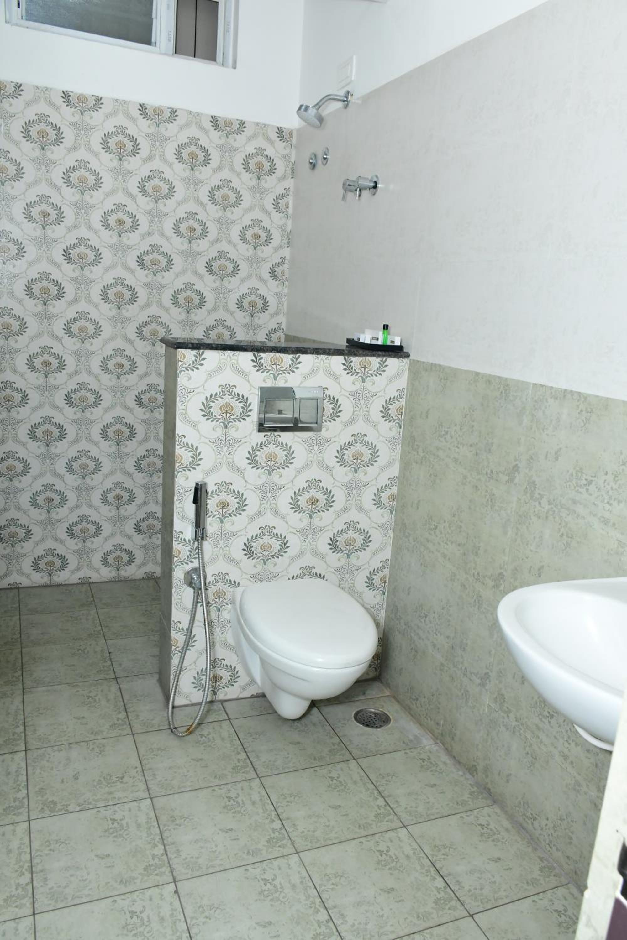 Quadruple Room - Photo 19