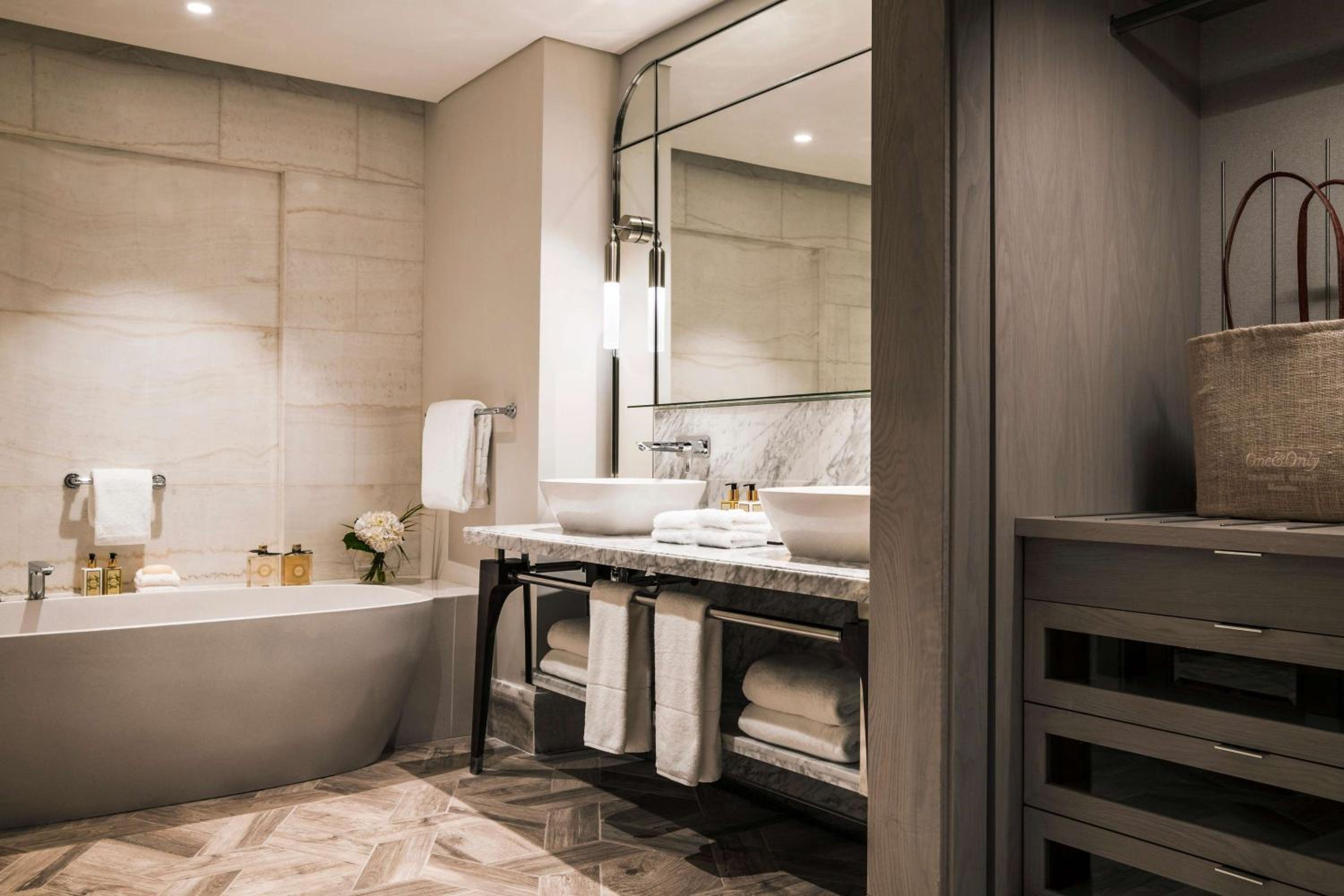 2 Bedroom Beach Suite