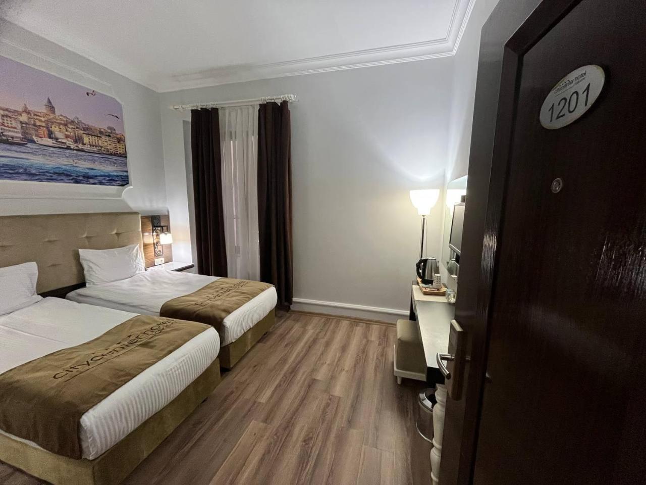 Double or Twin Room photo 1