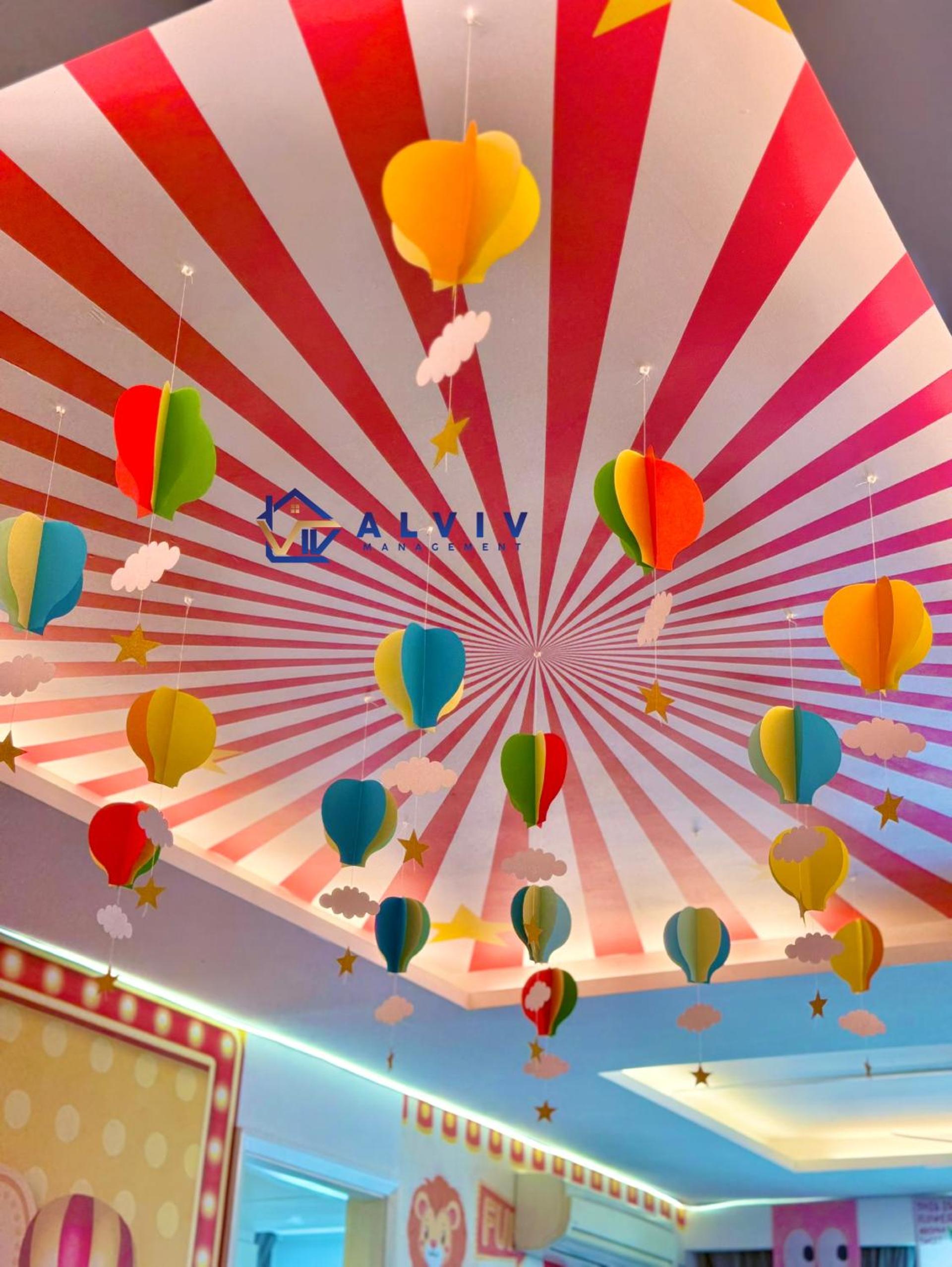 Cheerful Circus Theme Three-Bedroom Apartment with Kids Playground - Photo 2