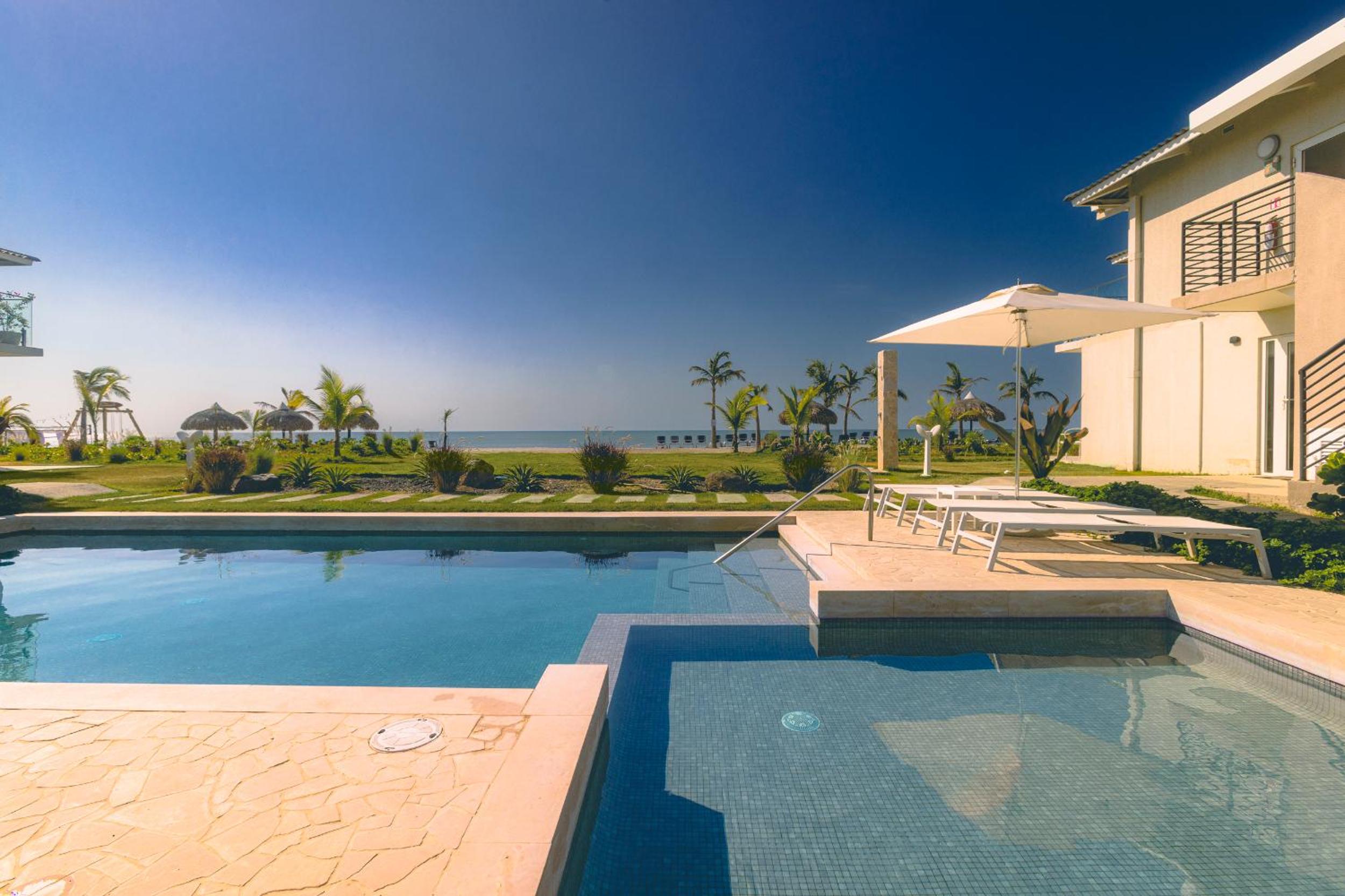 Villa - Beach Front photo 3