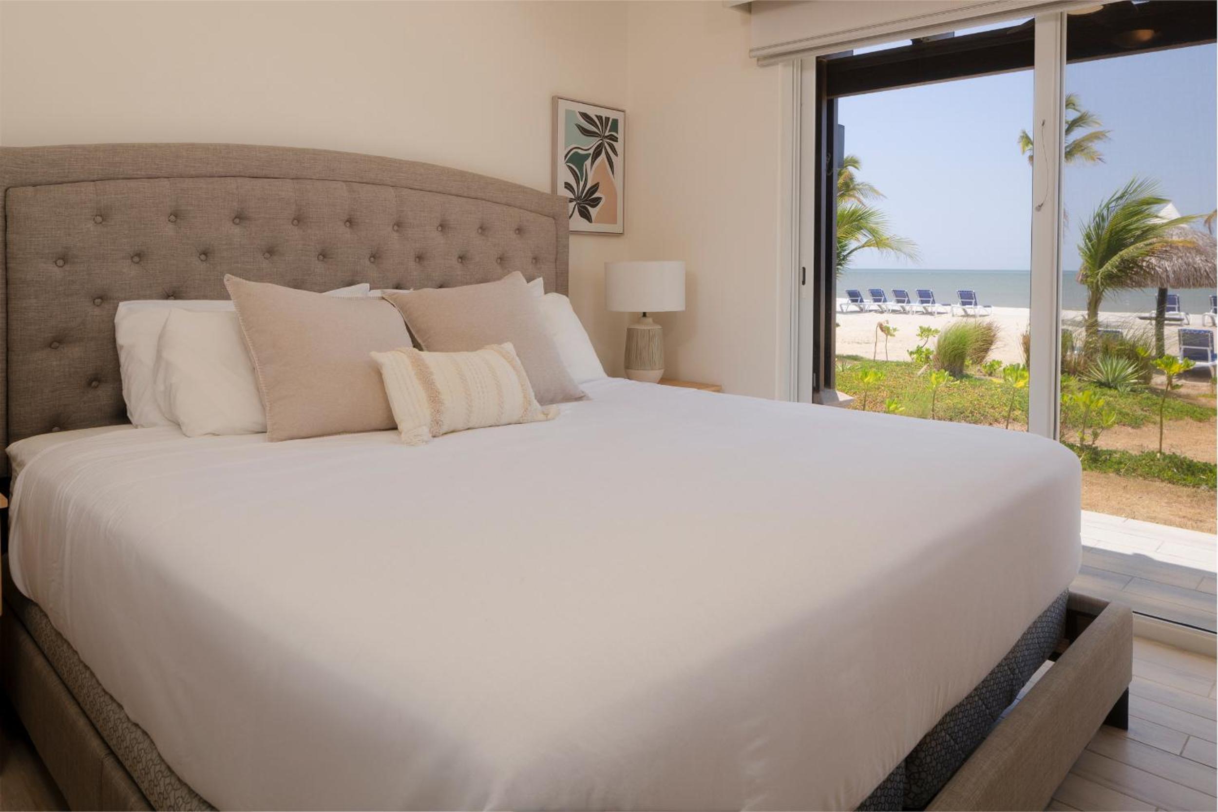 Villa - Beach Front