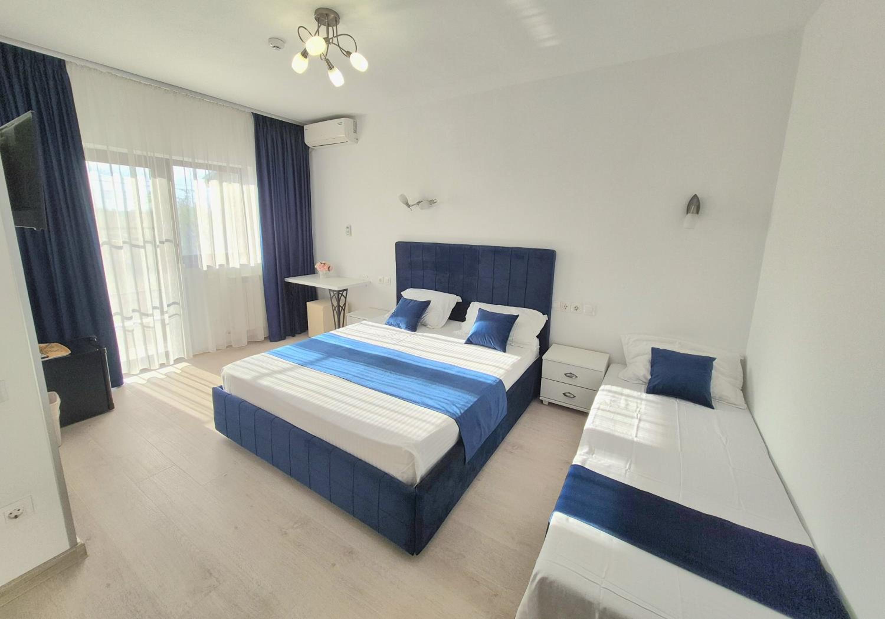Triple Room photo 2