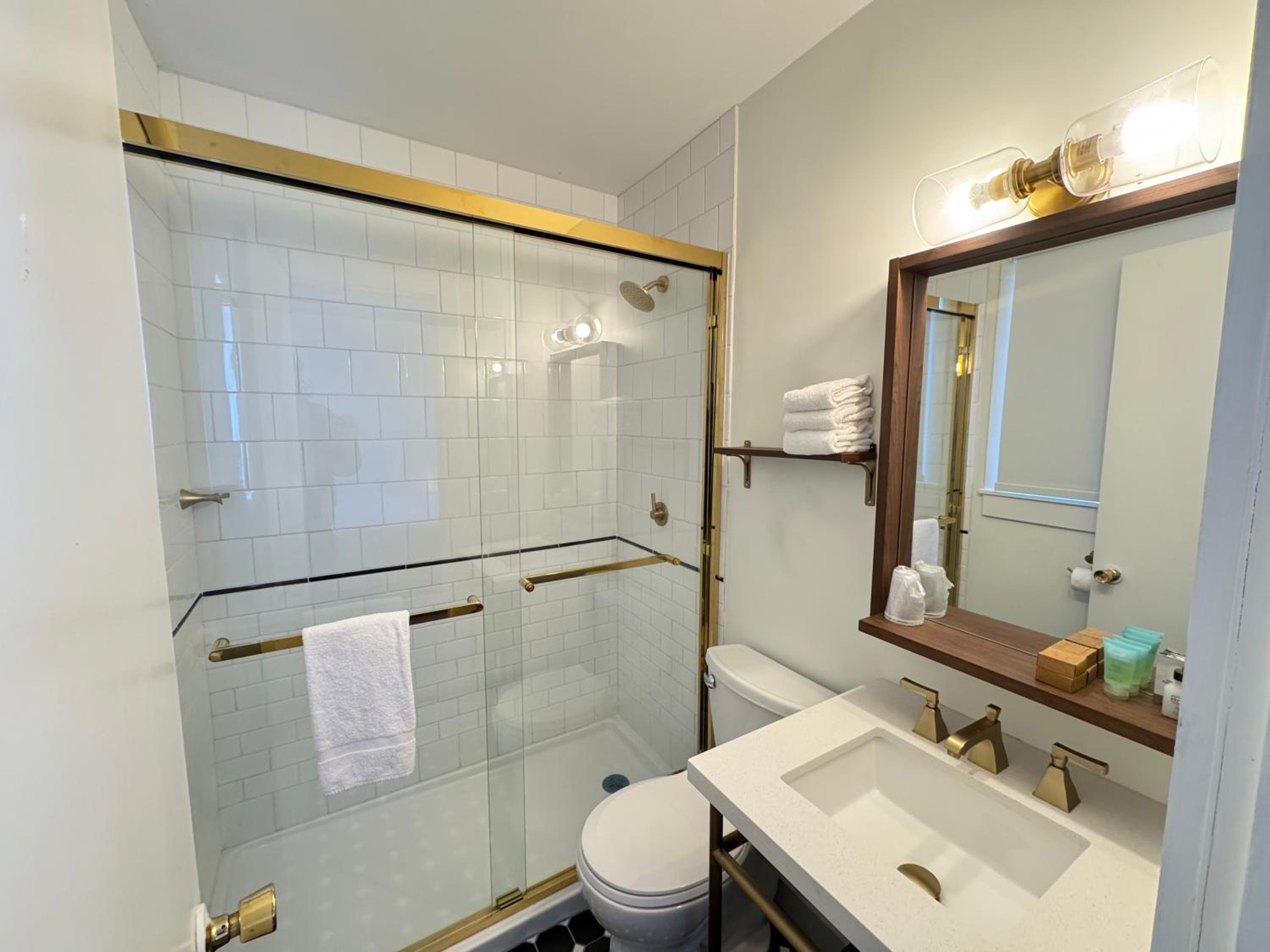 Deluxe Double or Twin Room - Photo 3