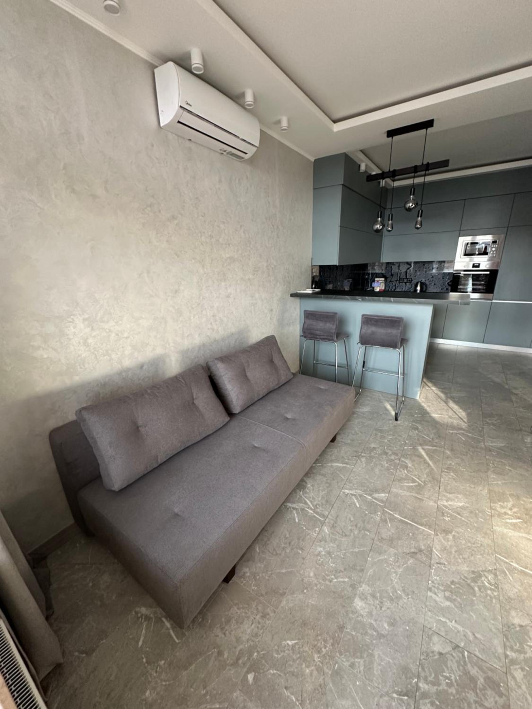 Deluxe Double Room with Side Sea View